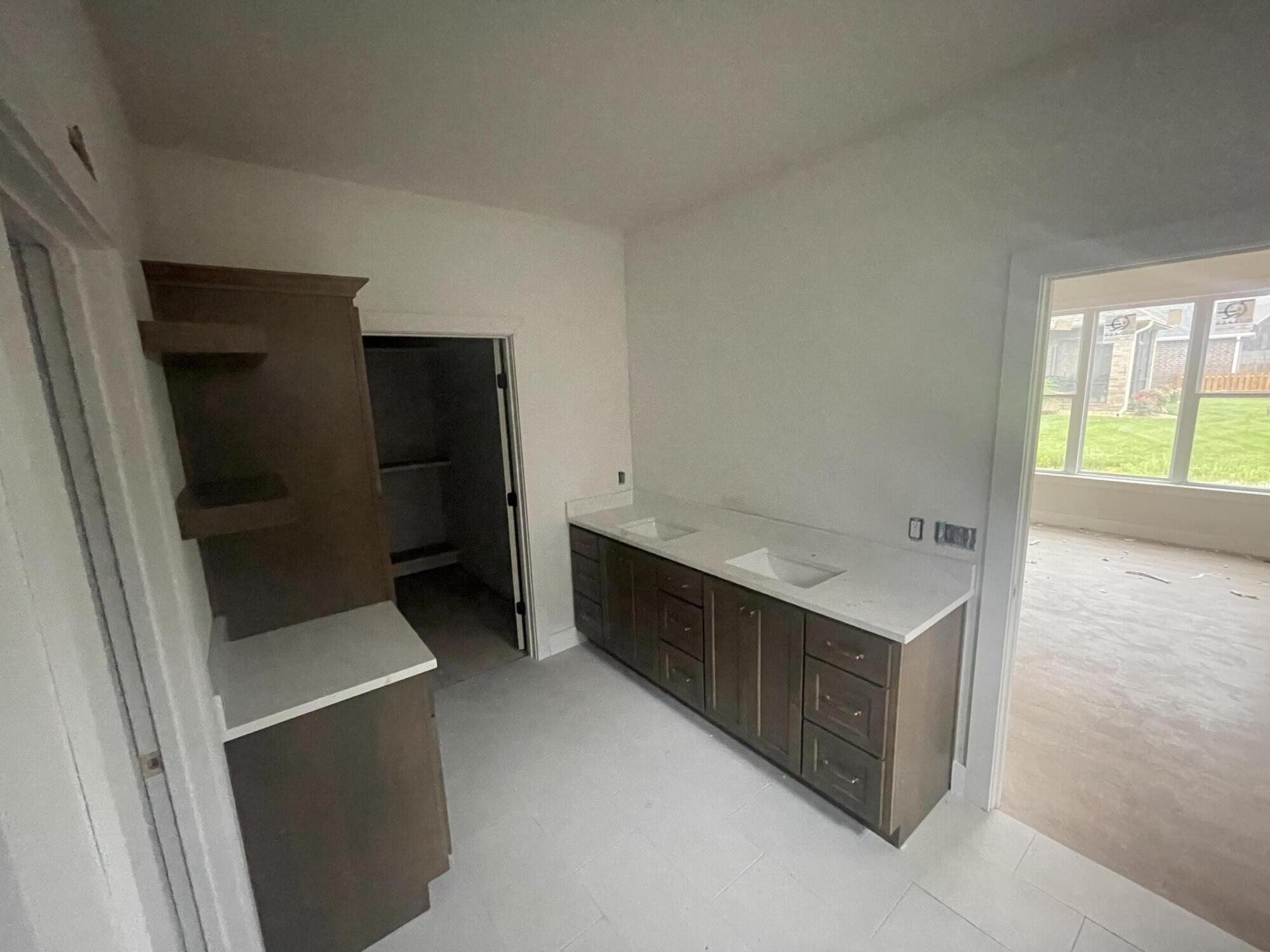 1394 North Rockingham Avenue Property Photo 15