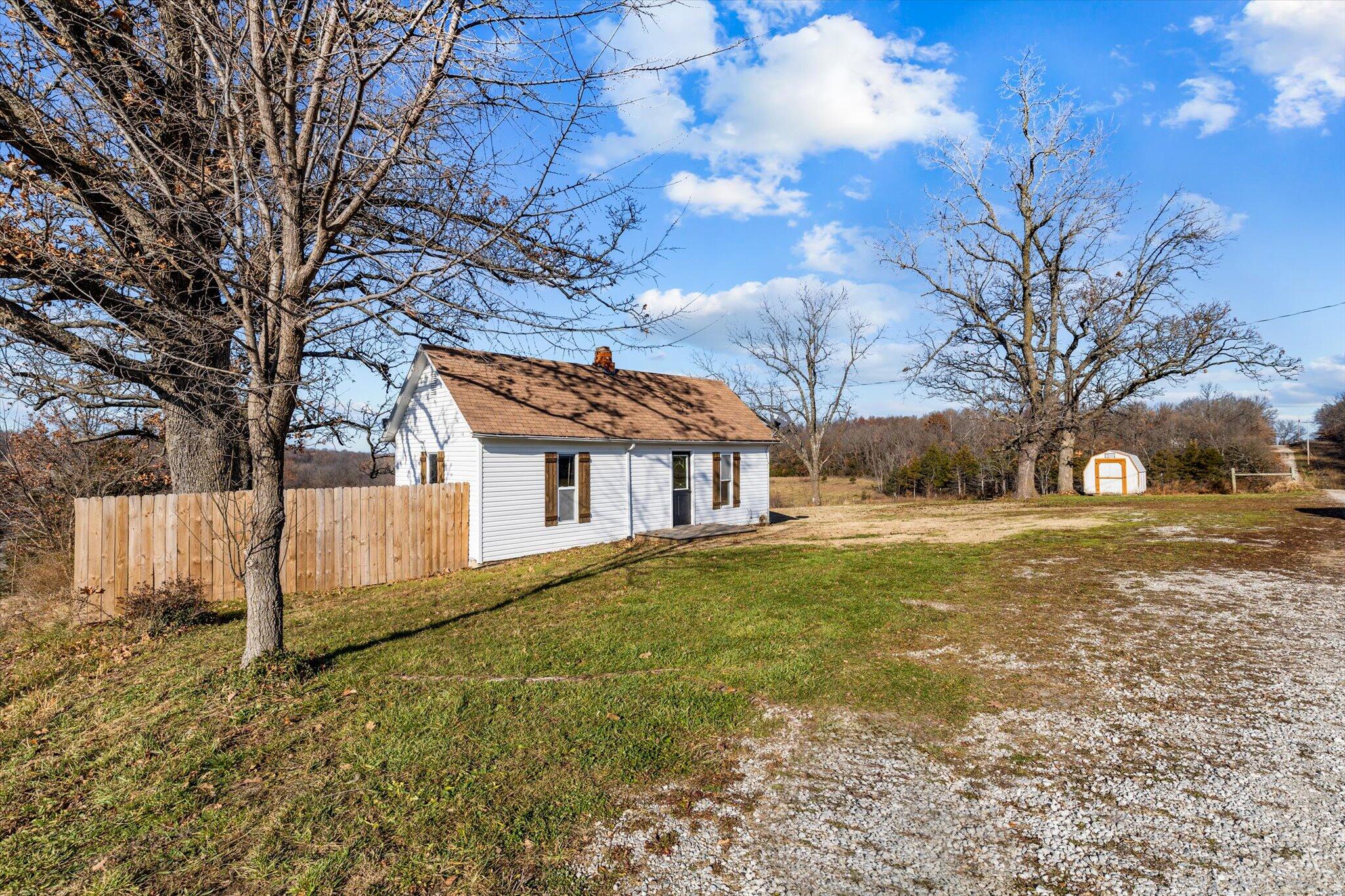 15005 West State Highway U Property Photo 14