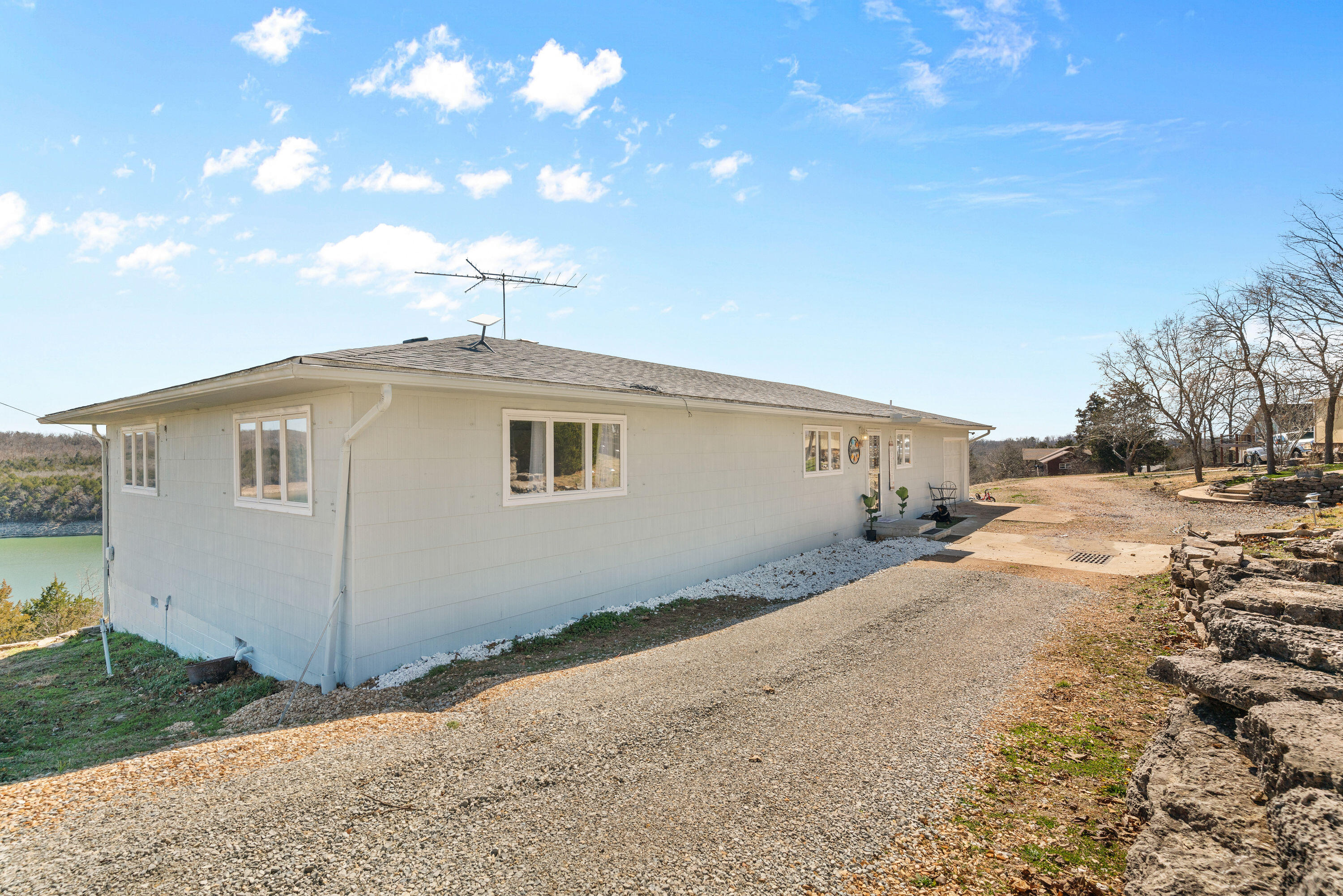 291 County Road 620a Property Photo 4