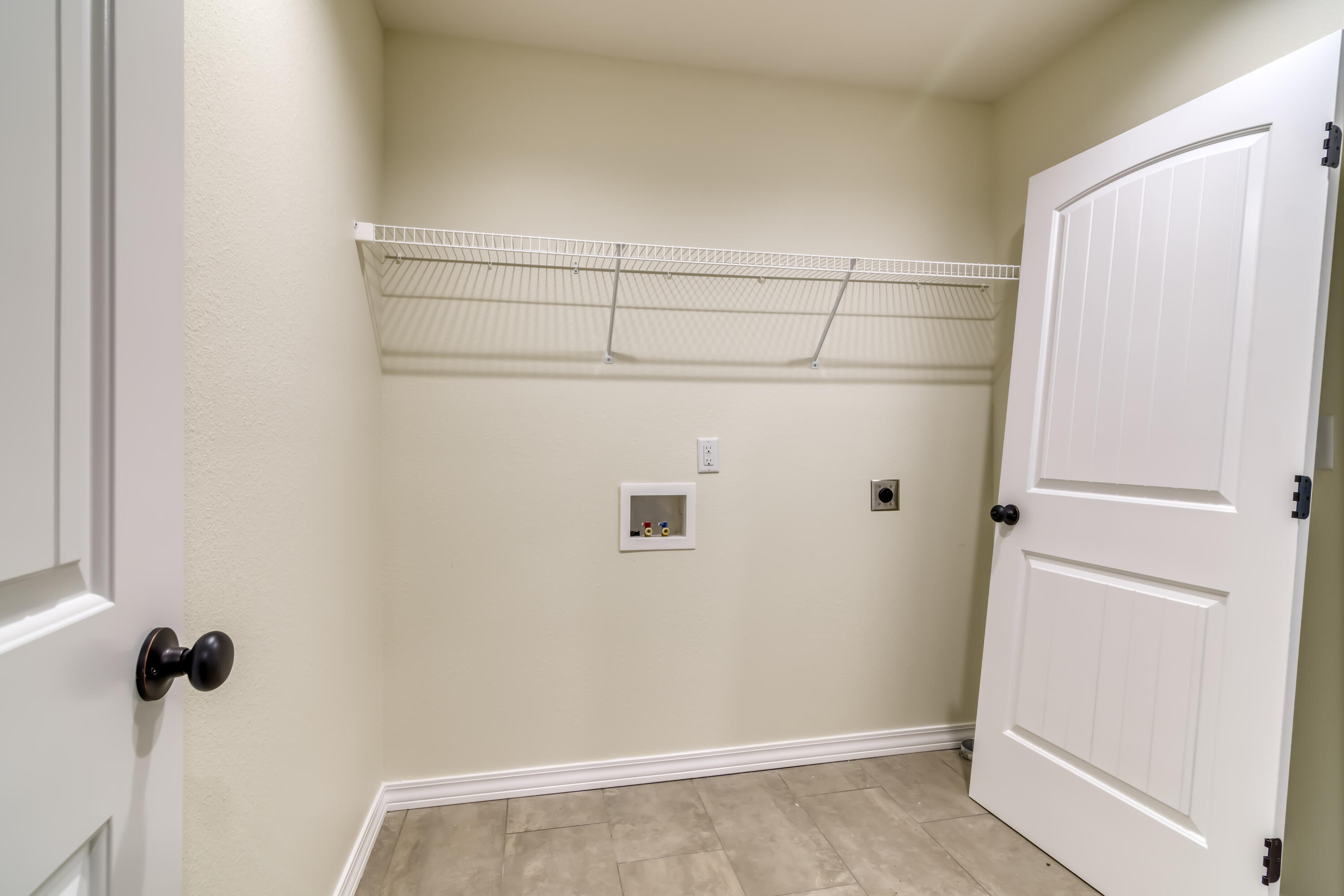 605 West Arbor Glenn Drive Property Photo 11