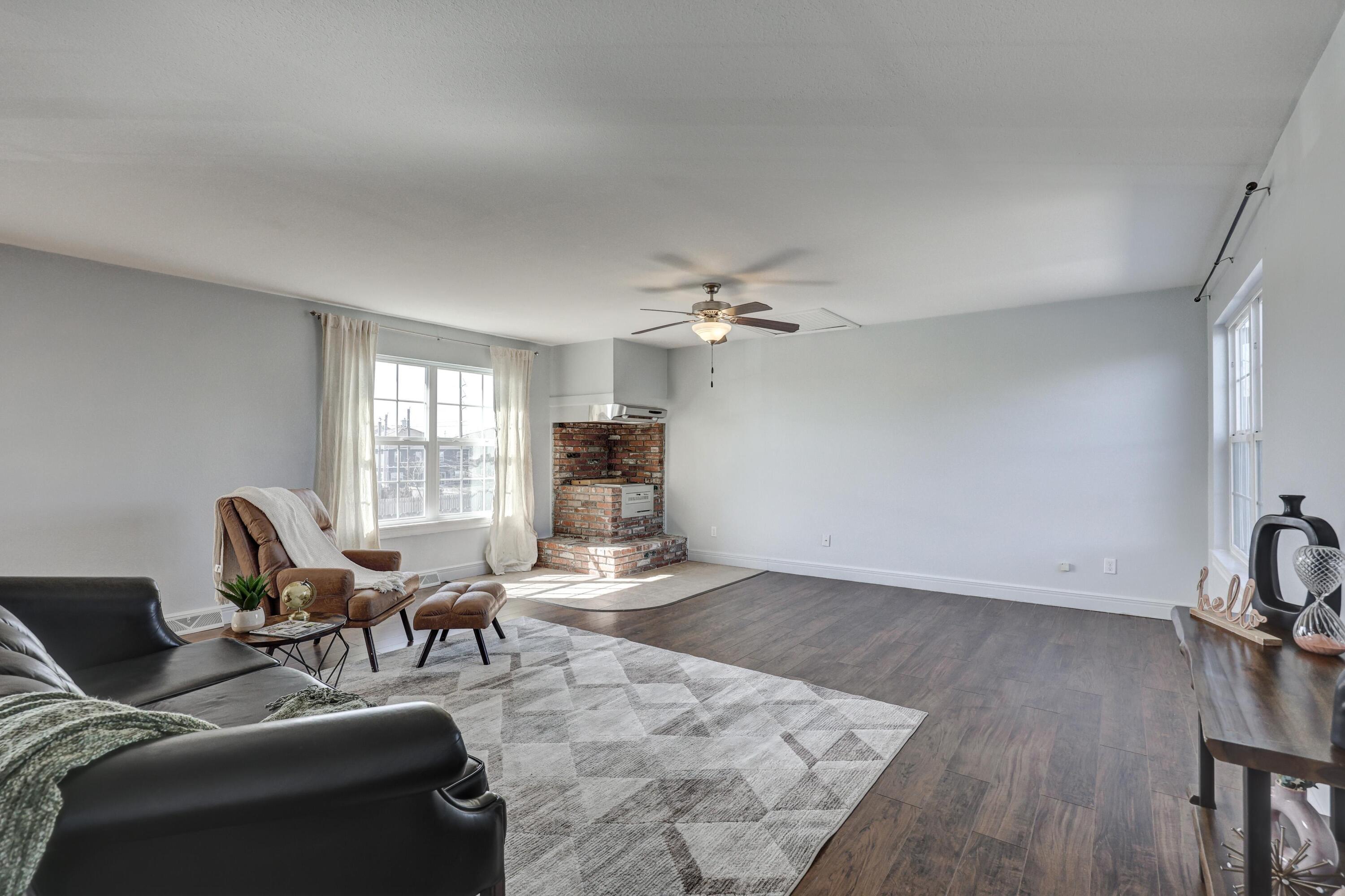 2502 South Tyler Avenue Property Photo 3