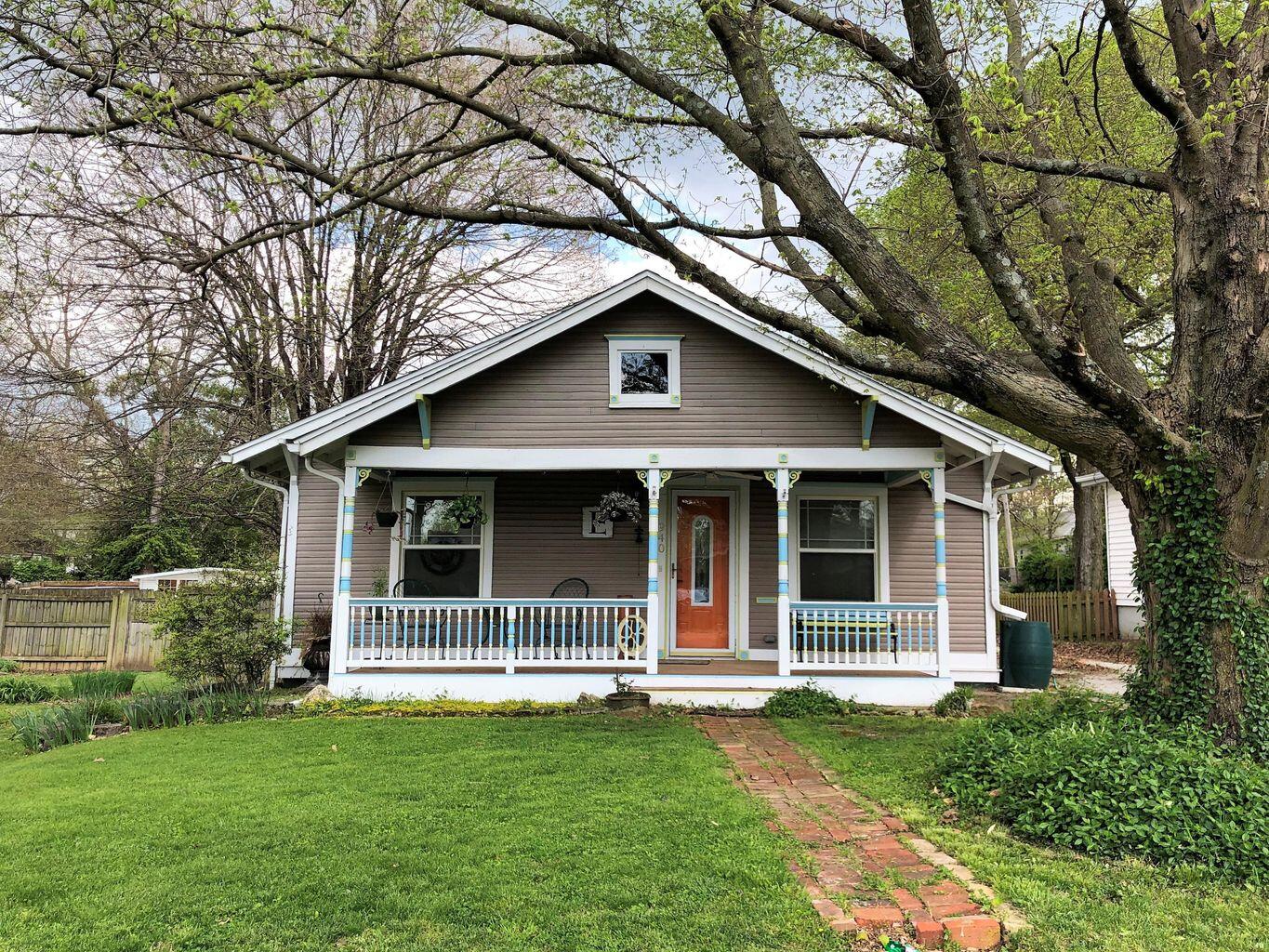 940 South Newton Avenue Property Photo