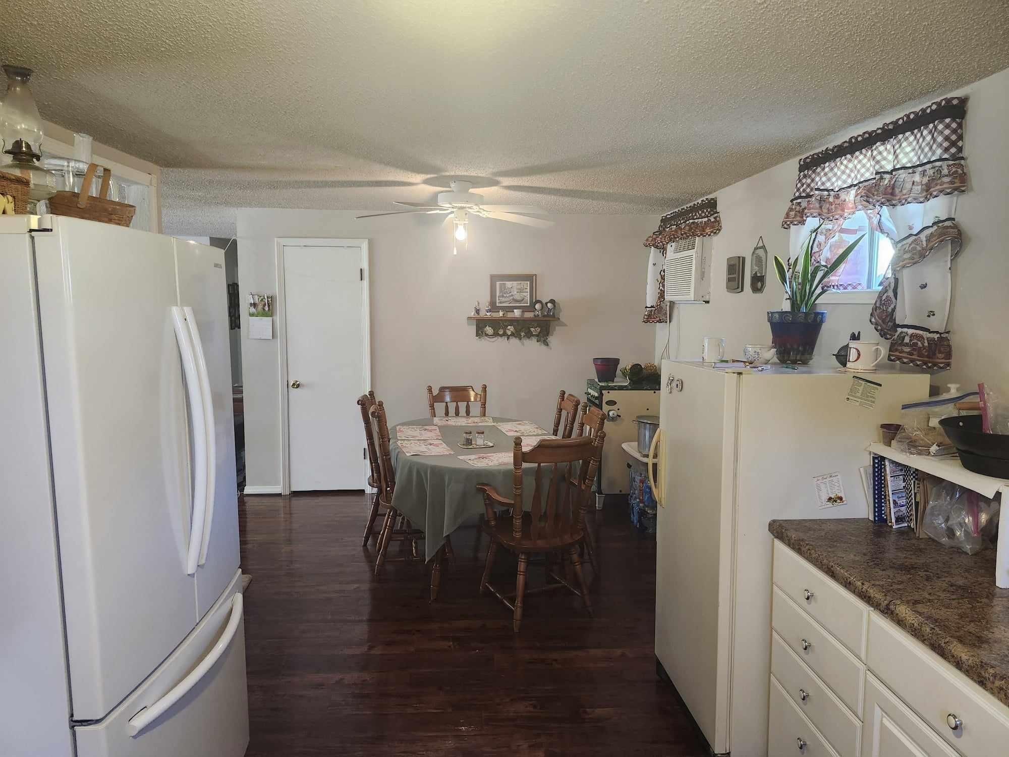 6601 County Line Road Property Photo 3