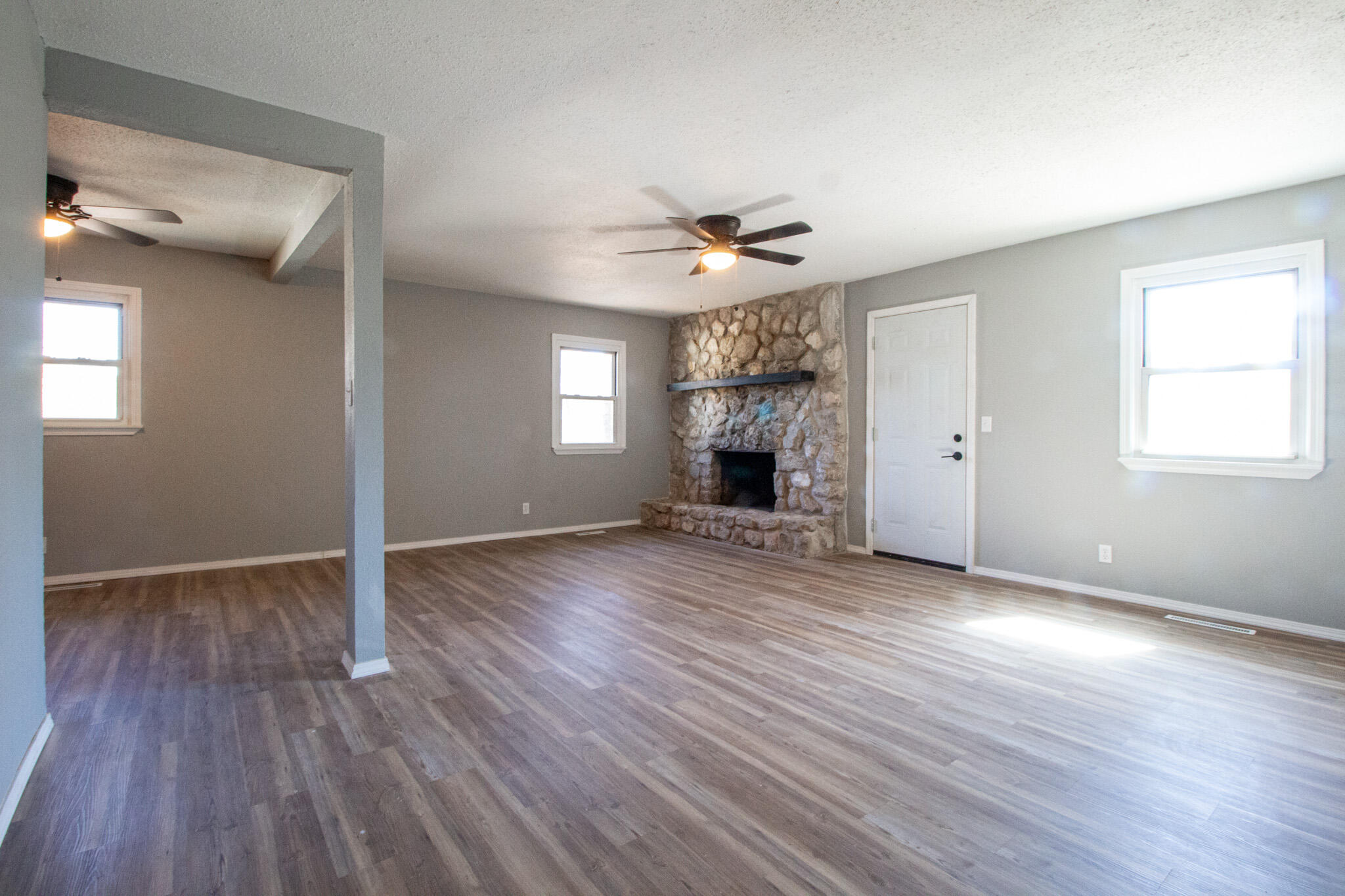 1638 West Berkeley Street Property Photo 3