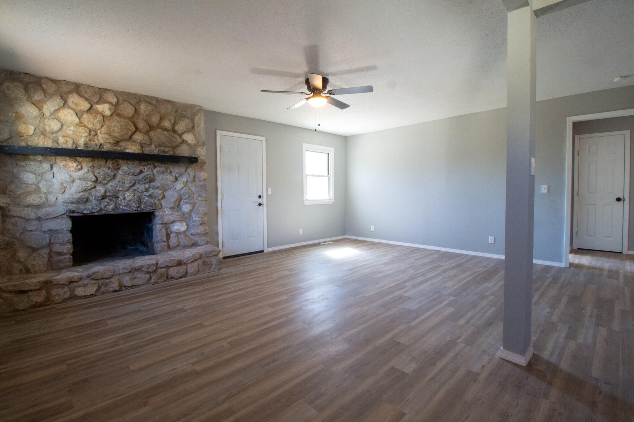 1638 West Berkeley Street Property Photo 12
