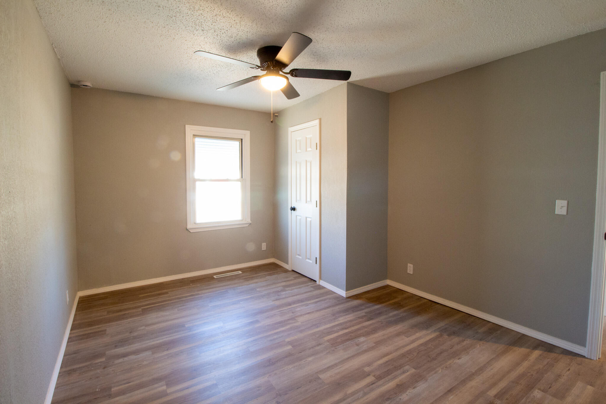 1638 West Berkeley Street Property Photo 22