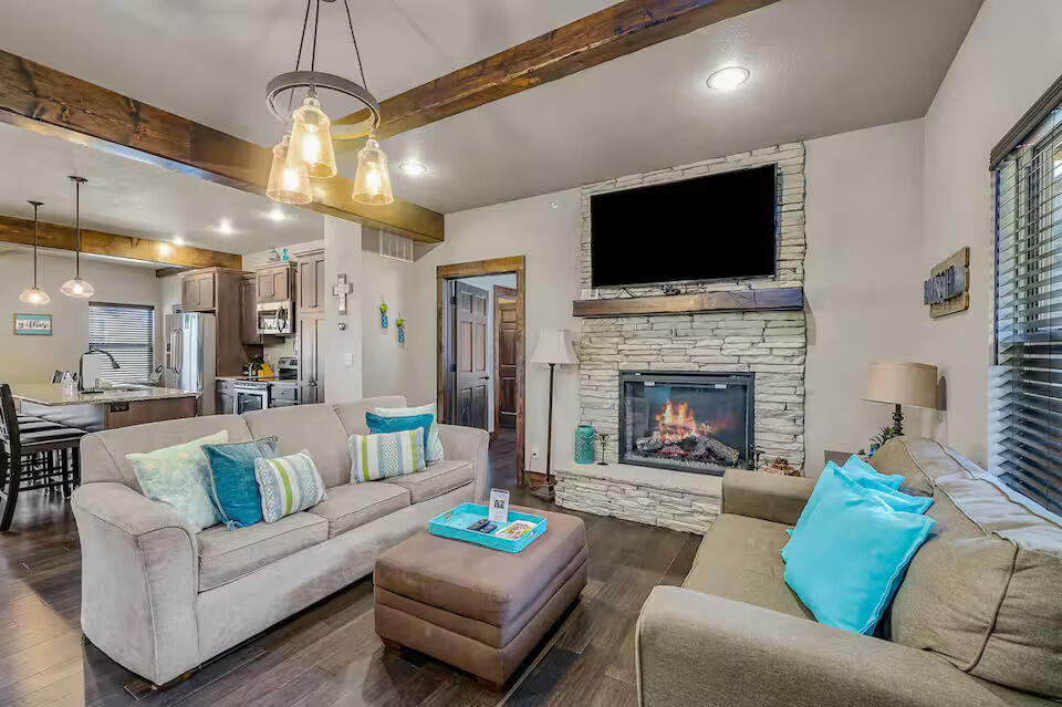 Rockwood Resort And Condos Real Estate Listings Main Image
