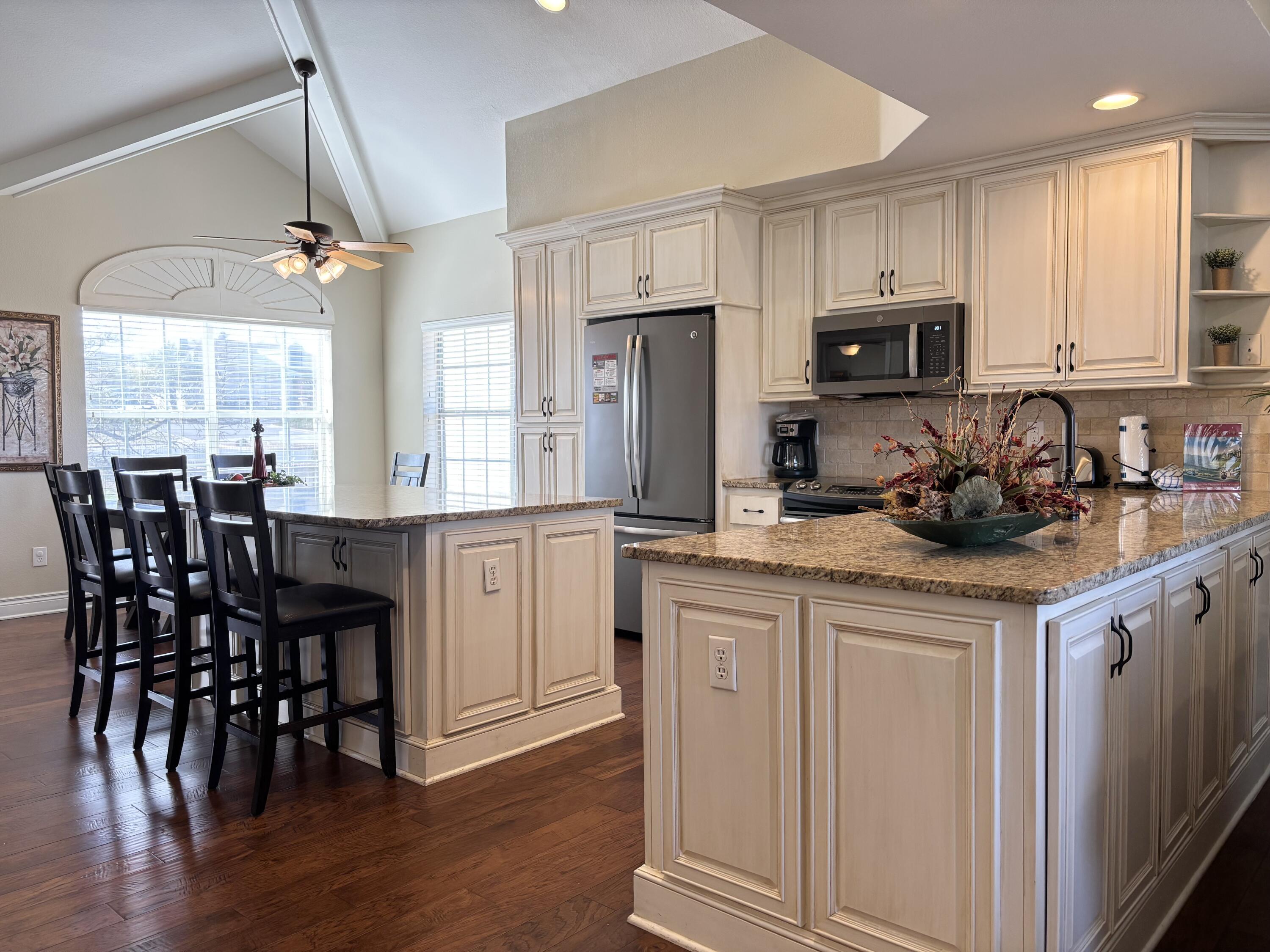 300 Glory Road Property Photo 1