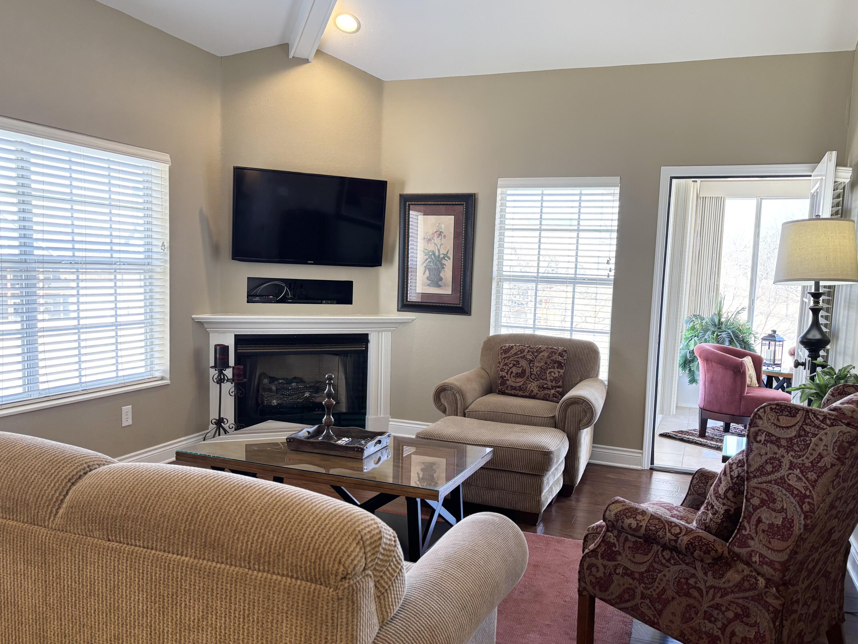 300 Glory Road Property Photo 21