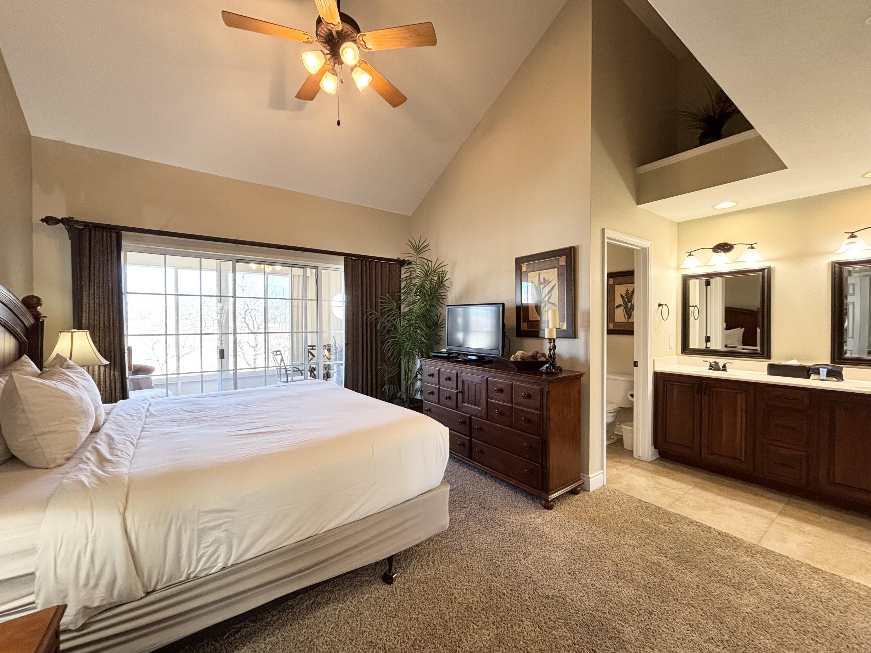 300 Glory Road Property Photo 24