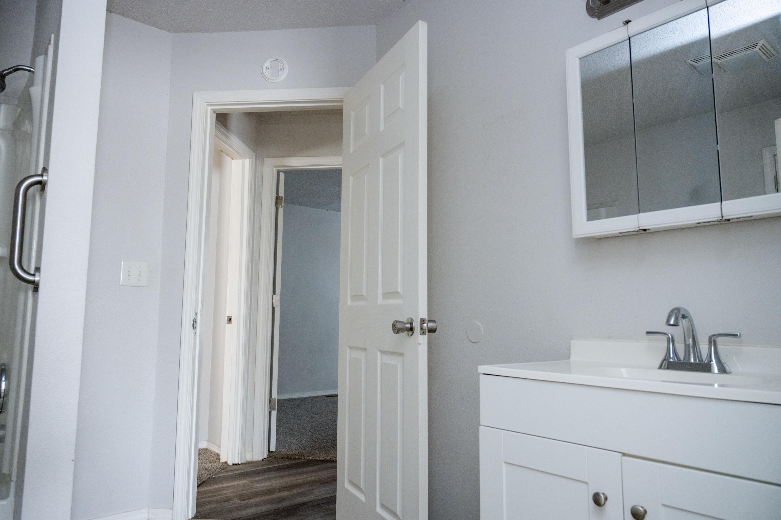 908 Jefferson Avenue Property Photo 13