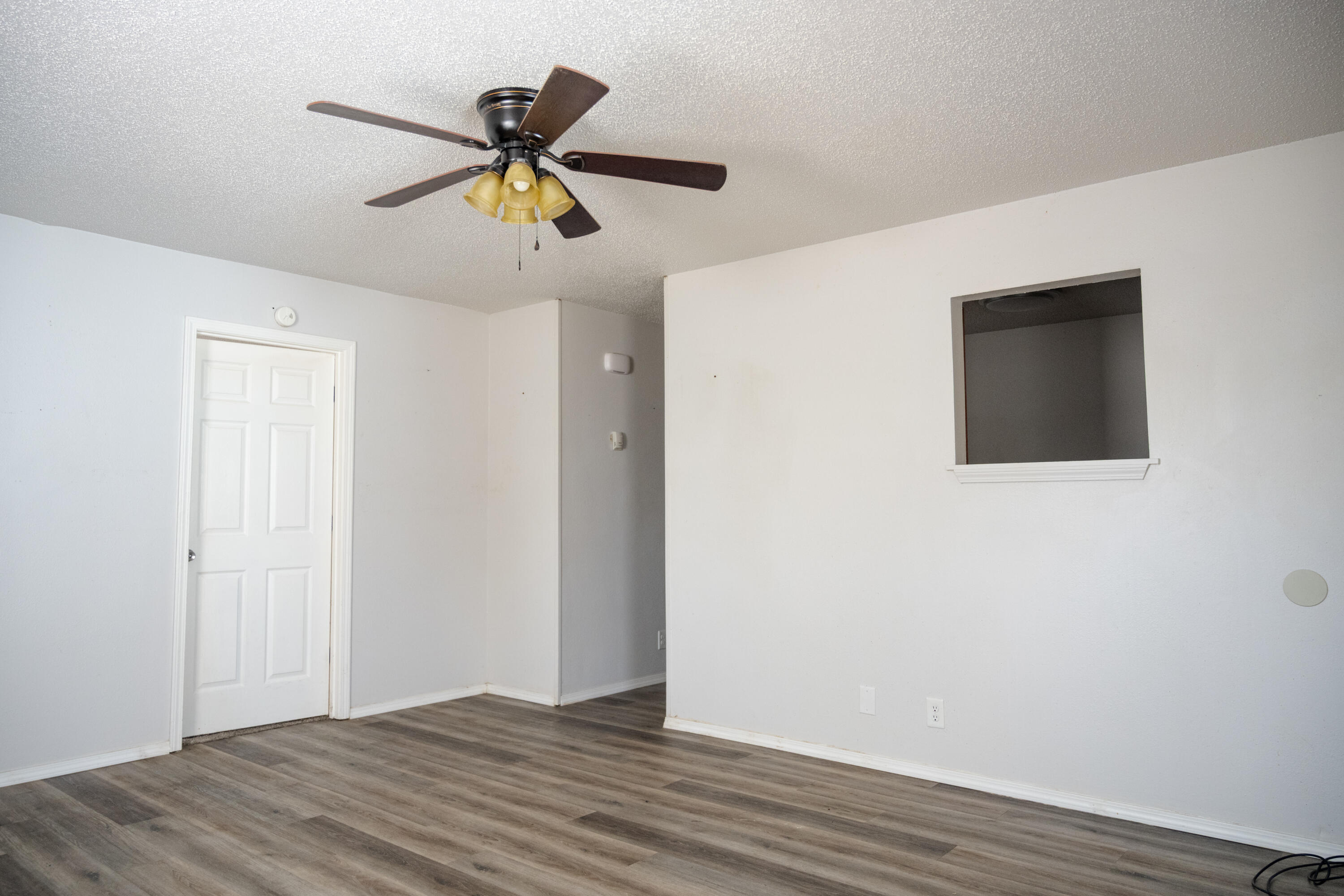 908 Jefferson Avenue Property Photo 17