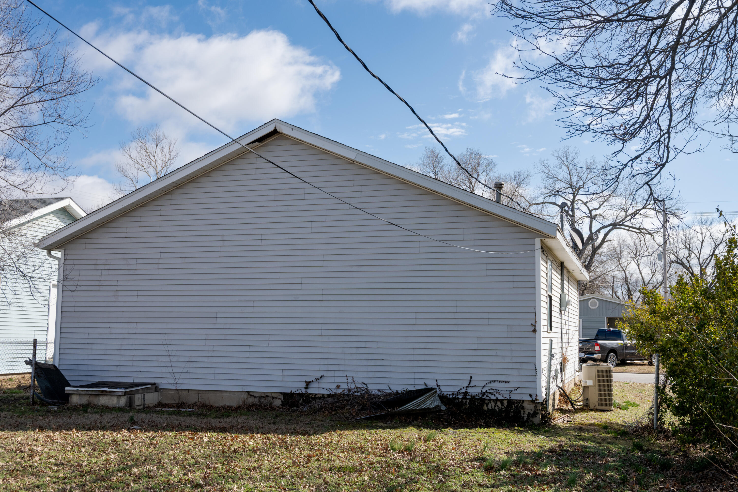 908 Jefferson Avenue Property Photo 42