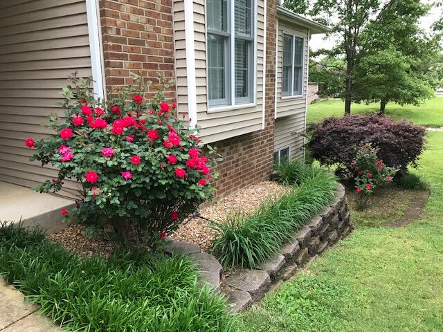 404 Covey Drive Property Photo 2