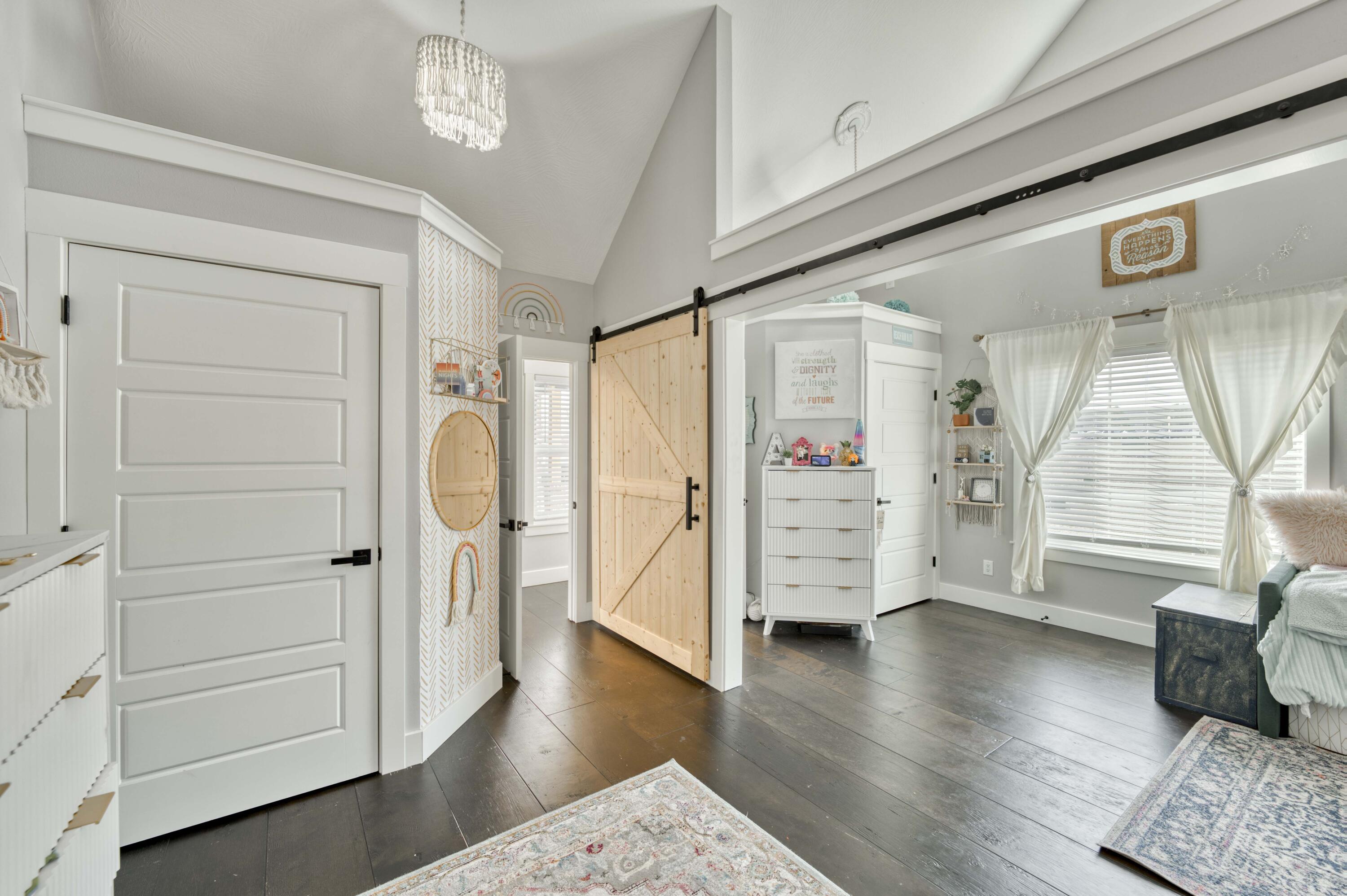 815 East Twin Maple Court Property Photo 40