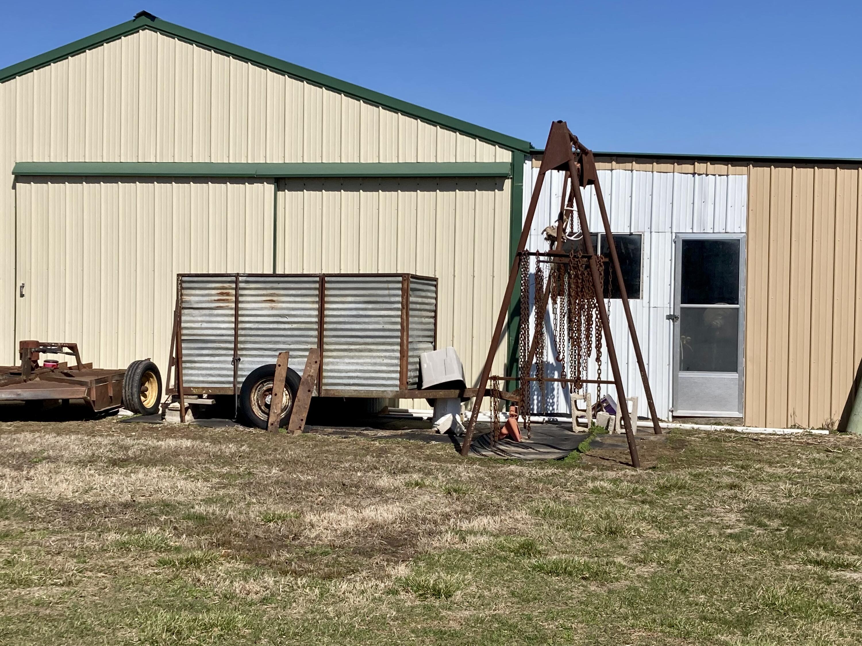 22665 State Highway 83 Property Photo 18