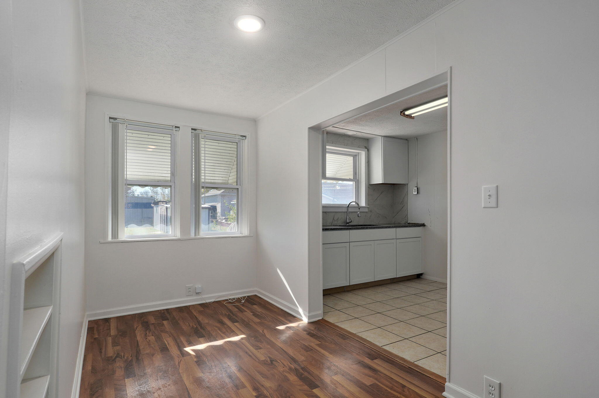 1410 West Poplar Street Property Photo 8