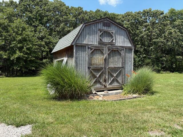 469 East 343rd Road Property Photo 57
