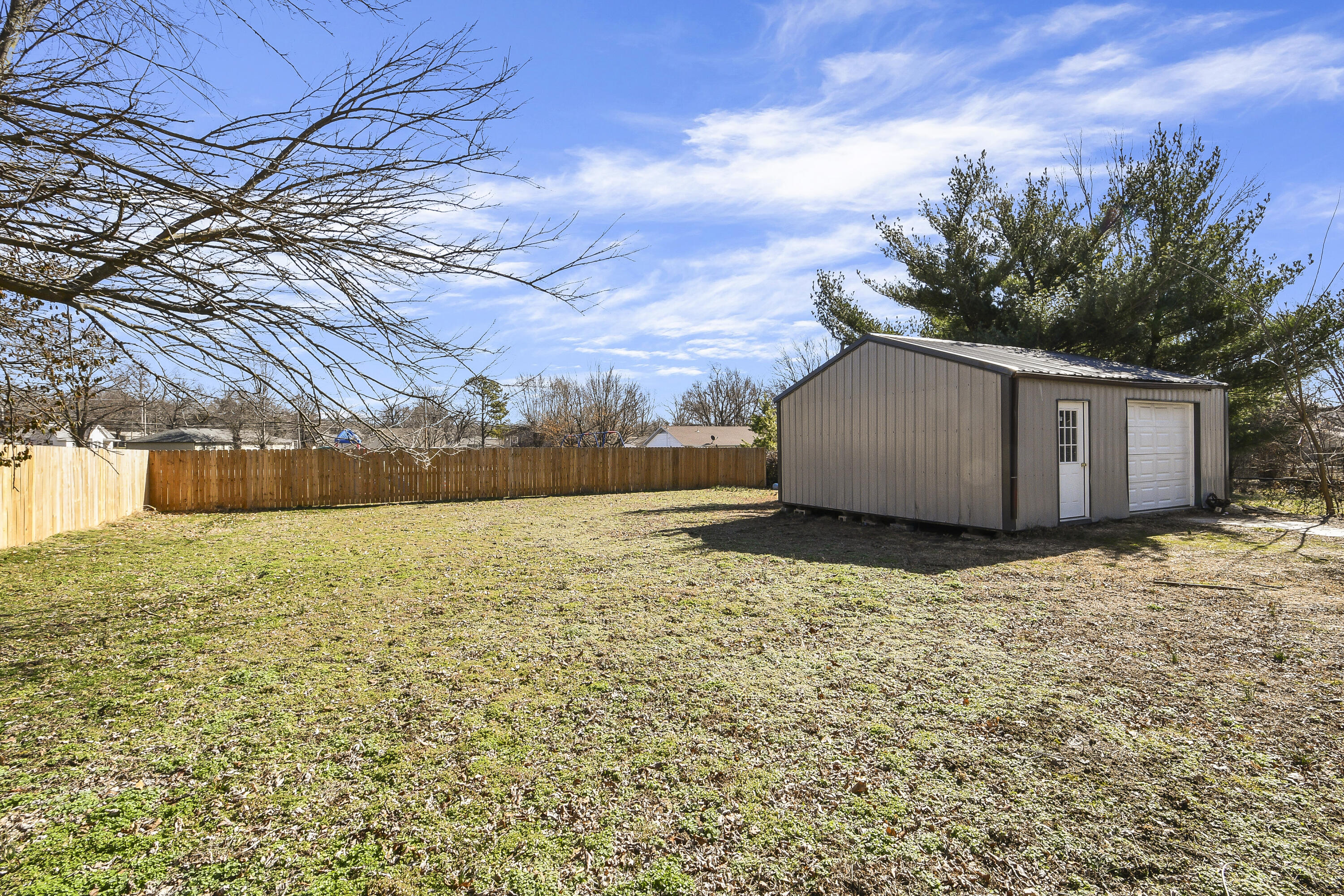 622 North Main Avenue Property Photo 24
