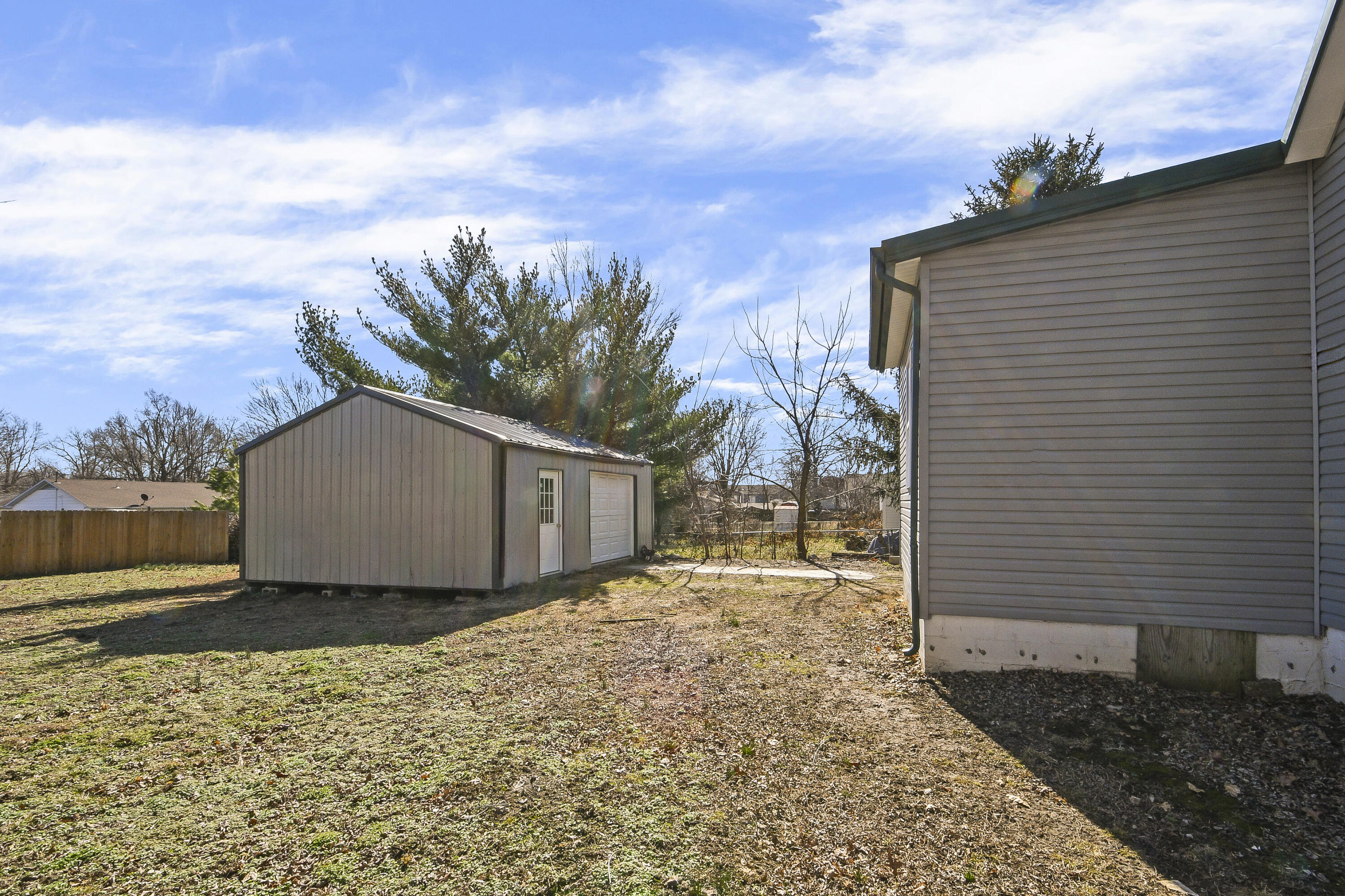 622 North Main Avenue Property Photo 25