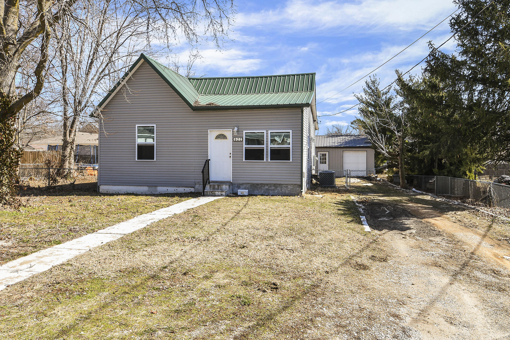 622 North Main Avenue Property Photo 37