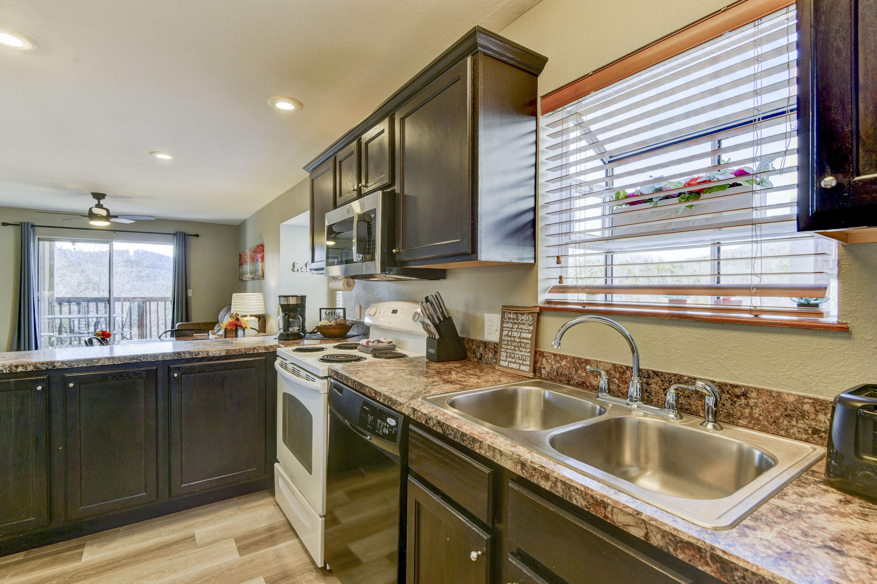5 Woodpecker Lane Property Photo 9