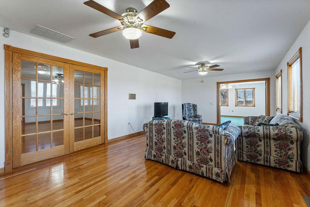 21671 State Hwy. 37 Property Photo 17