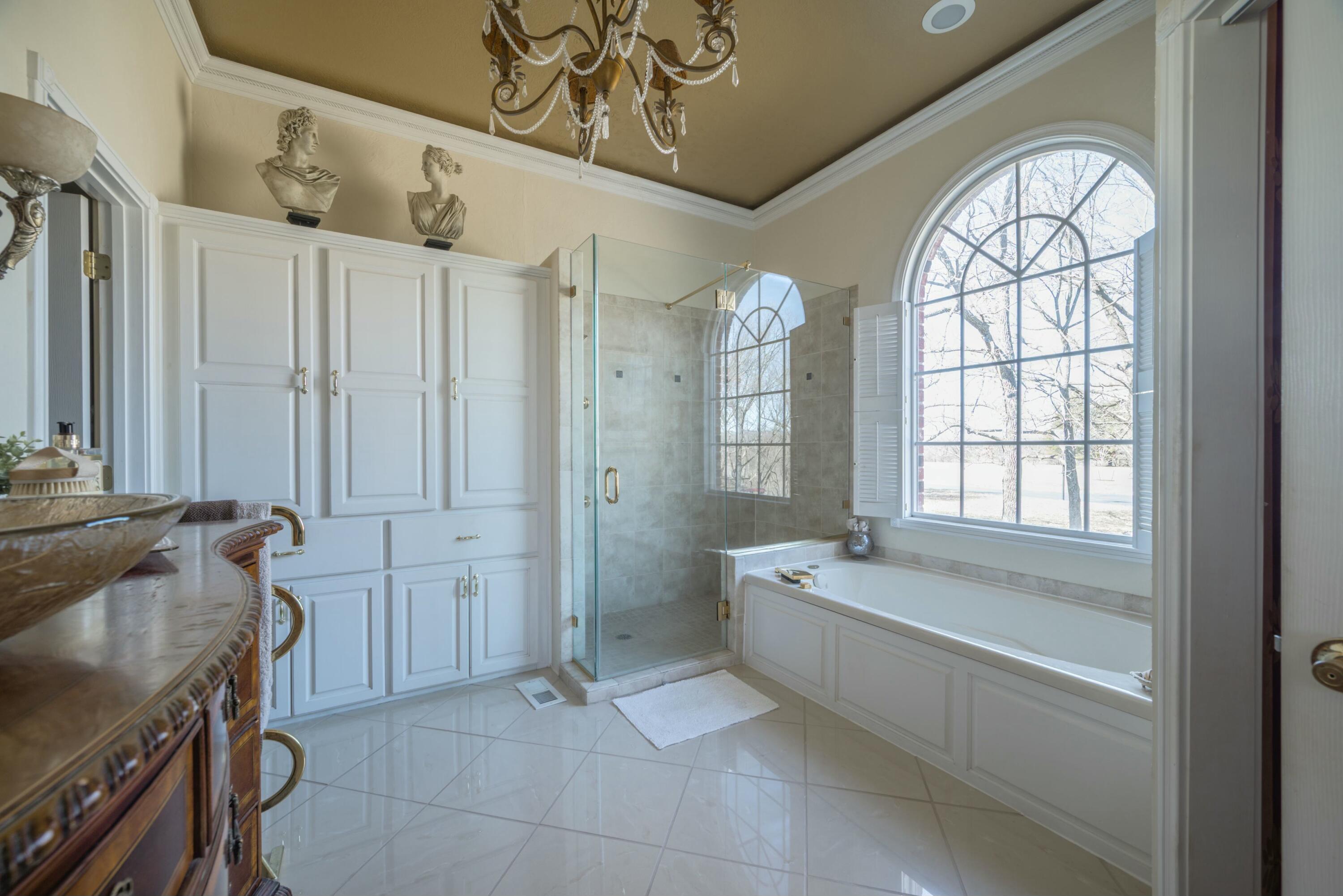 8334 Lawrence 2194 Property Photo 11