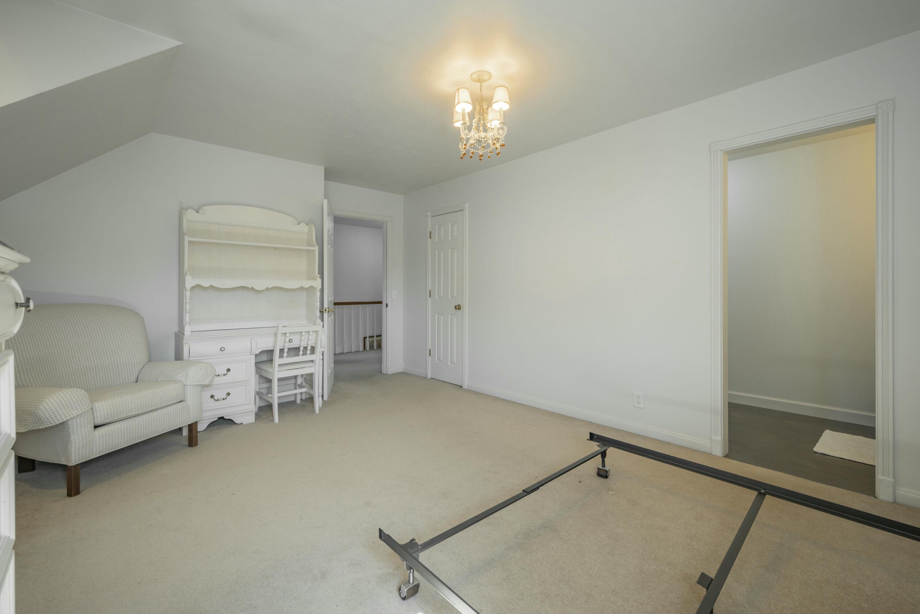 8334 Lawrence 2194 Property Photo 34