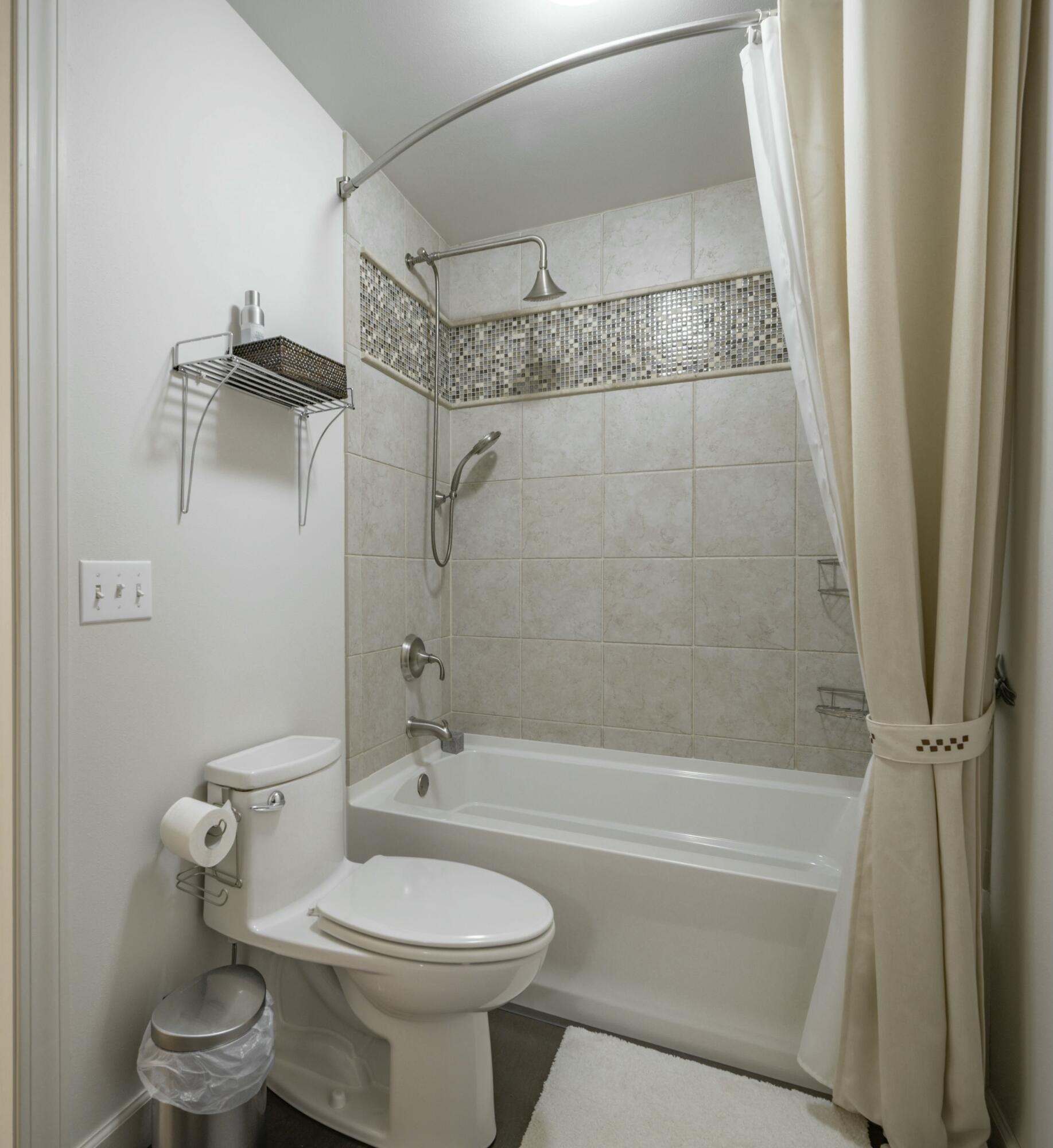 8334 Lawrence 2194 Property Photo 35