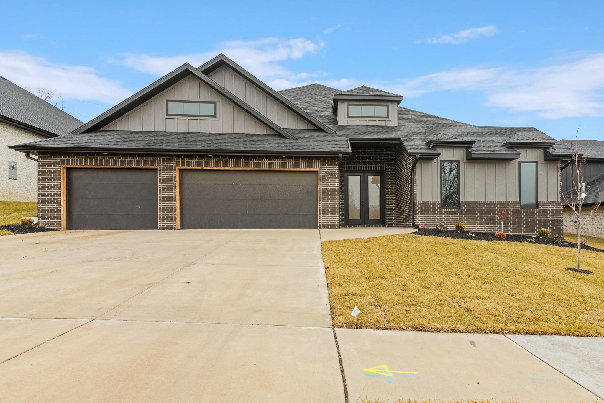 3941 East Woodhue Street Property Photo