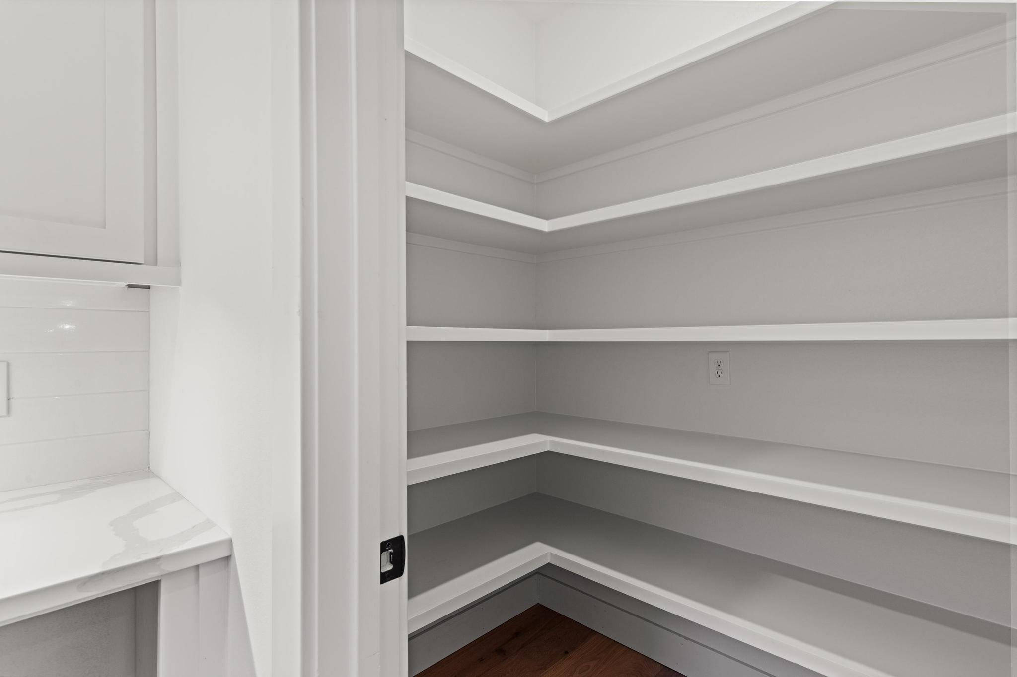 3941 East Woodhue Street Property Photo 17