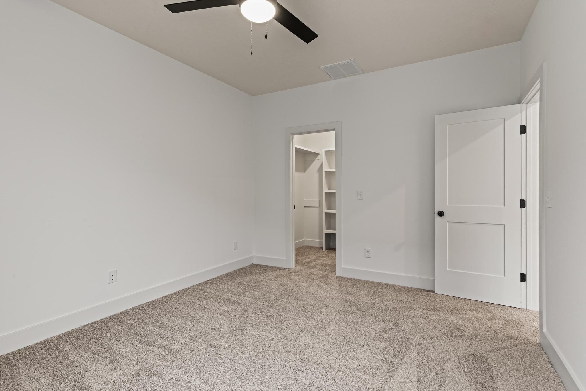 3941 East Woodhue Street Property Photo 44