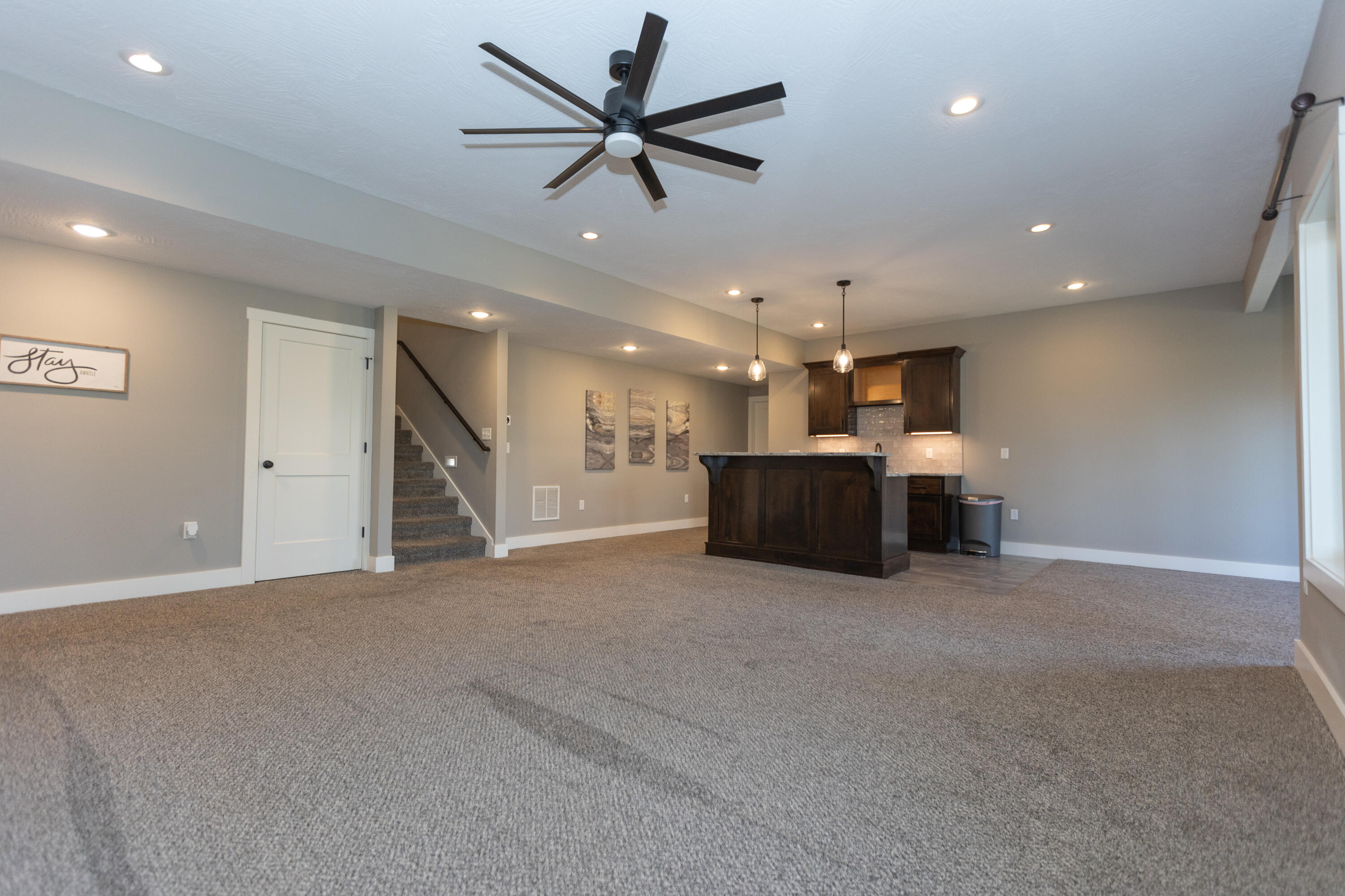 6054 South Maryland Avenue Property Photo 23