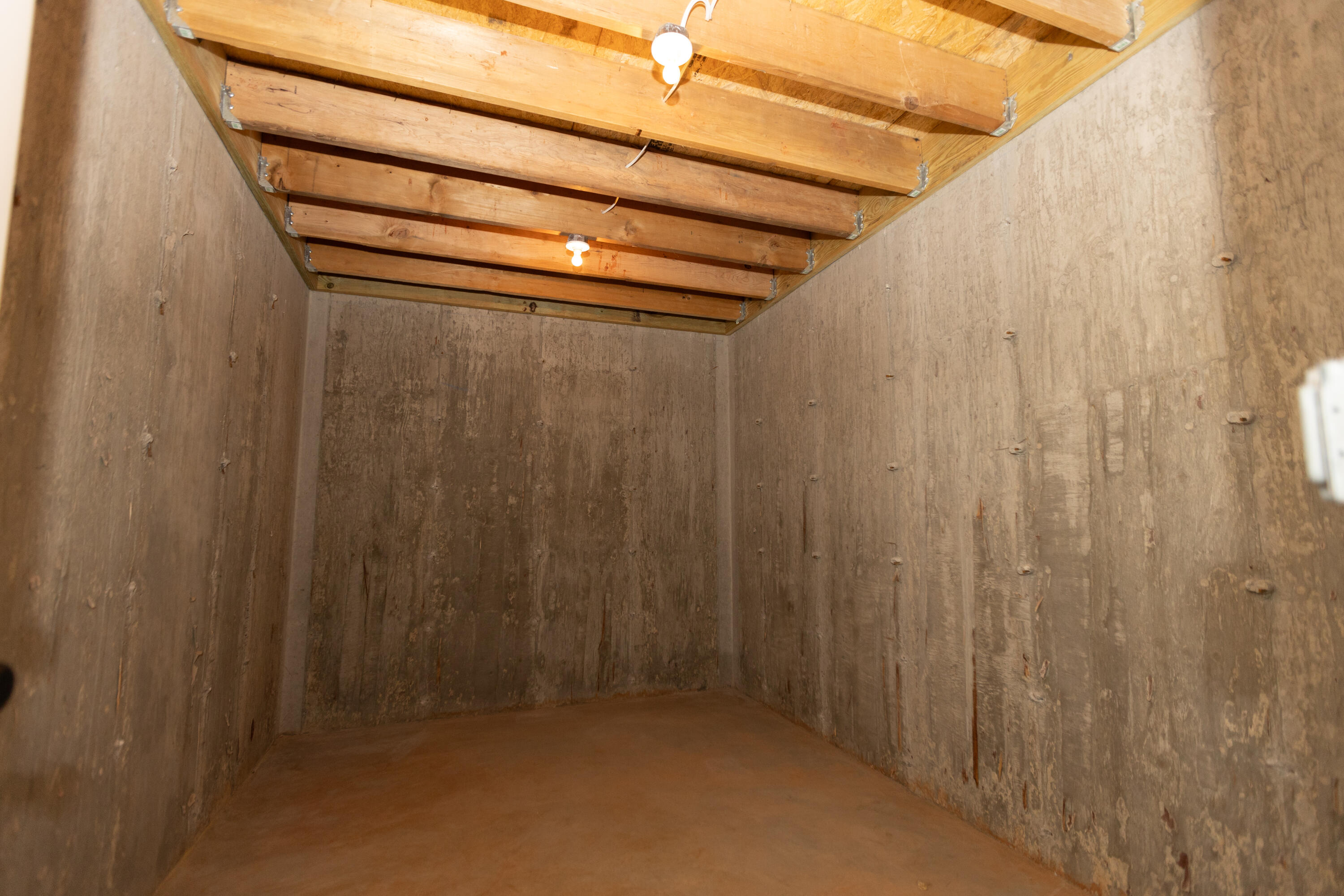 6054 South Maryland Avenue Property Photo 27