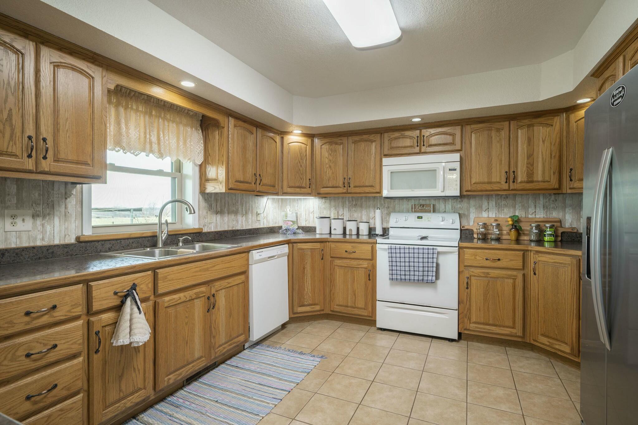 17930 Big Spring Drive Property Photo 11