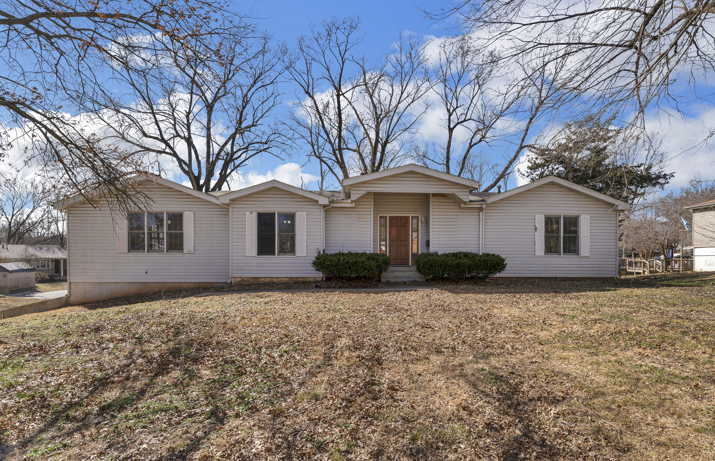 3139 South Parkview Avenue Property Photo 1