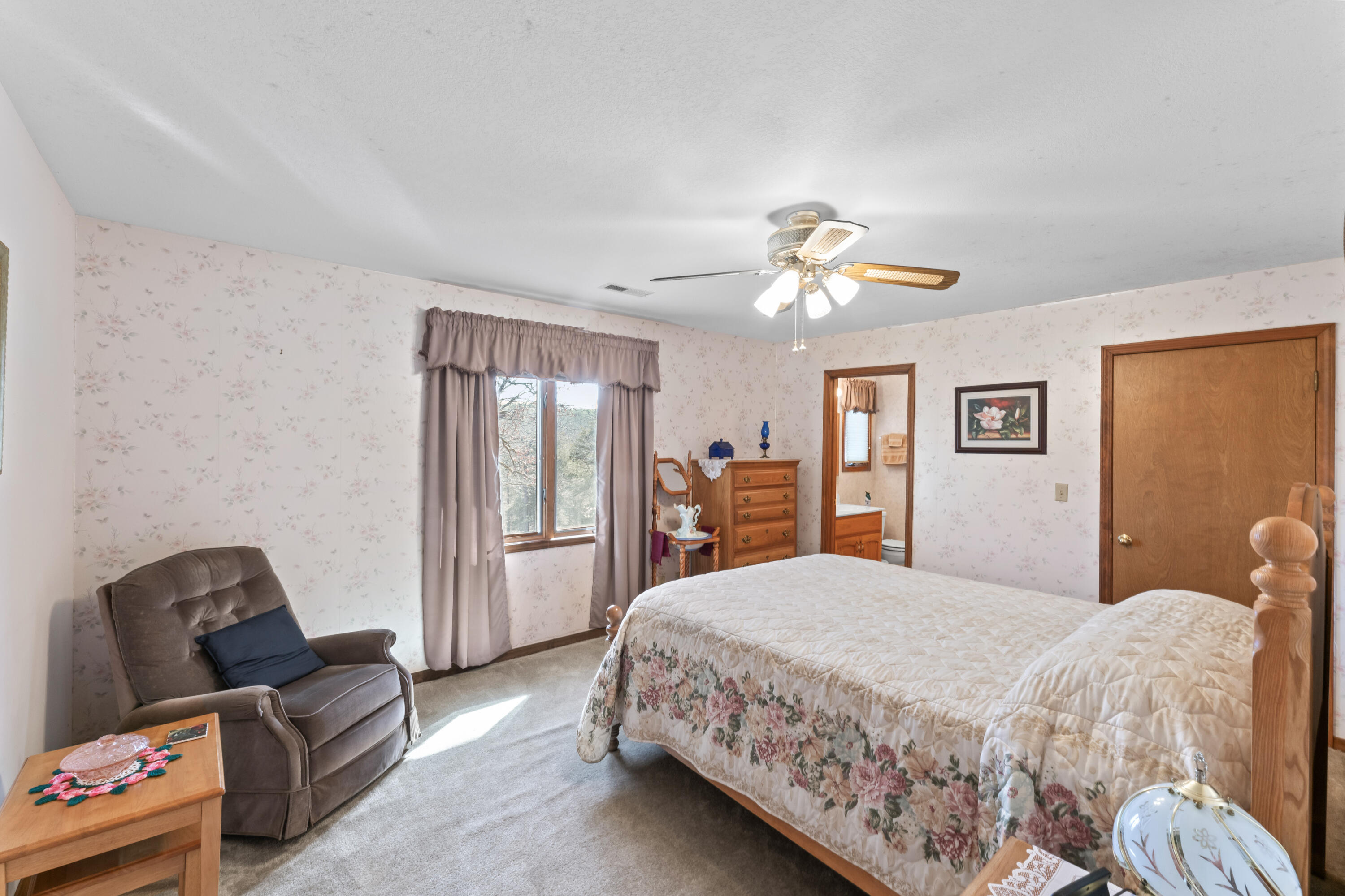 8391 State Hwy 173 Property Photo 16