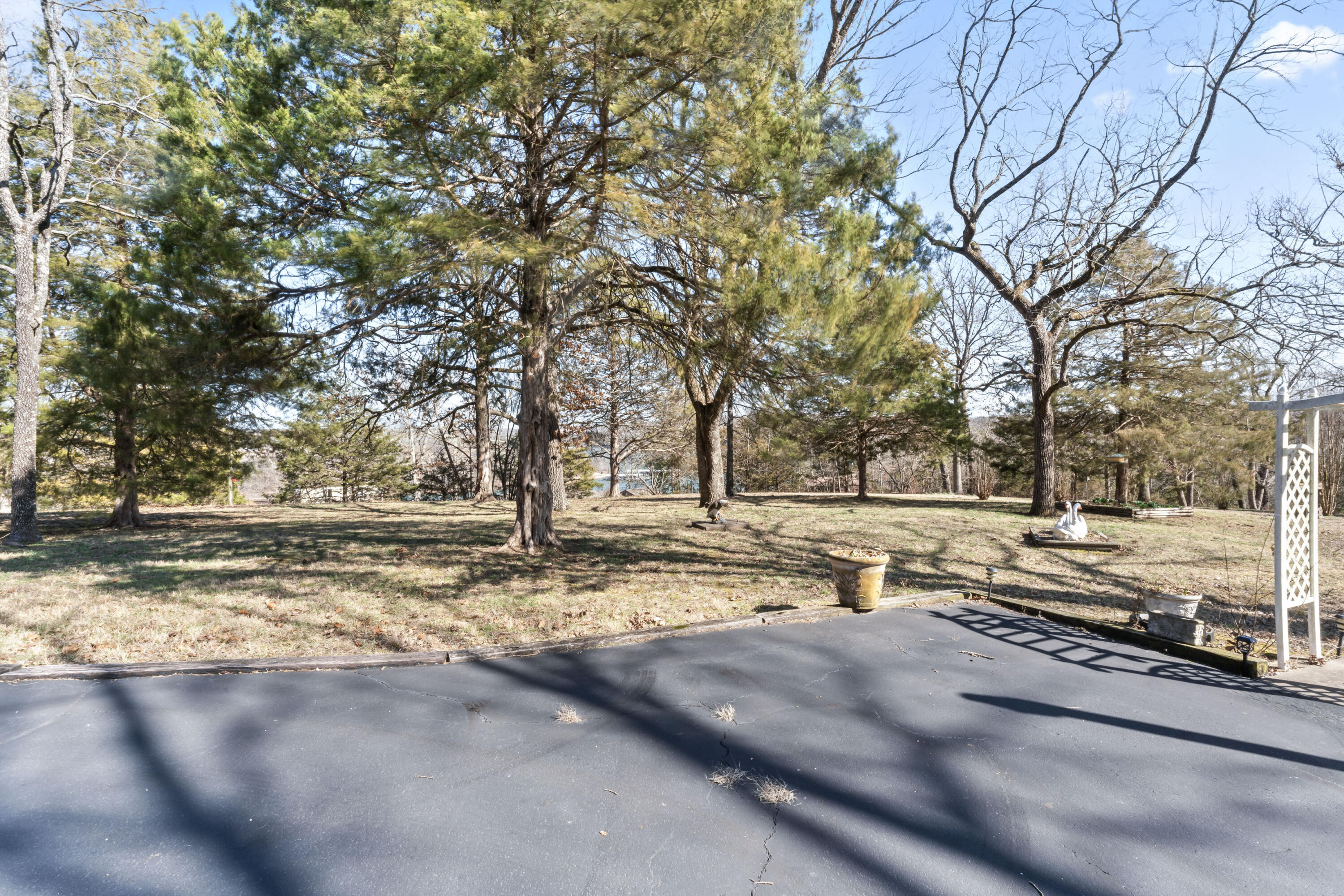 8391 State Hwy 173 Property Photo 32