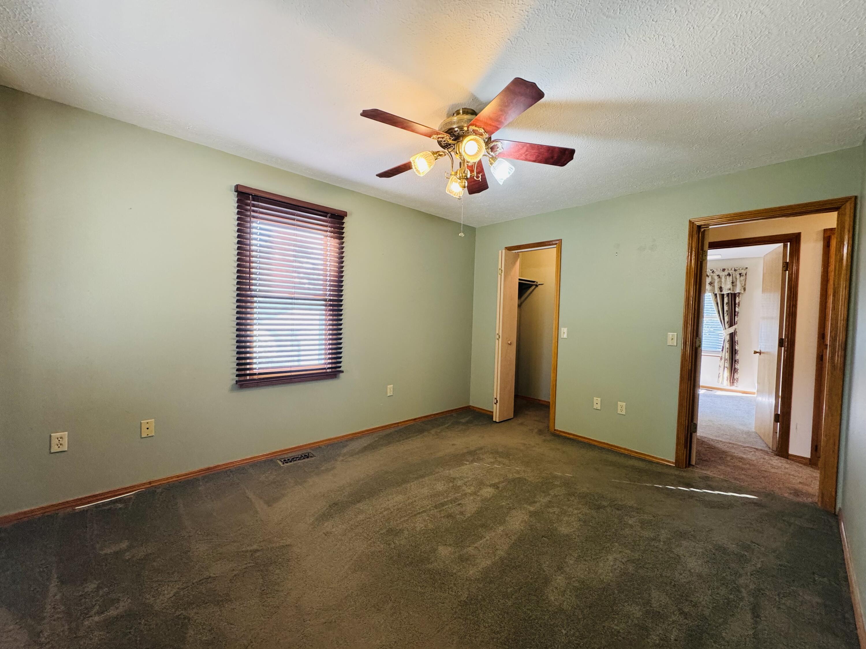 940 Hickory Street Property Photo 11