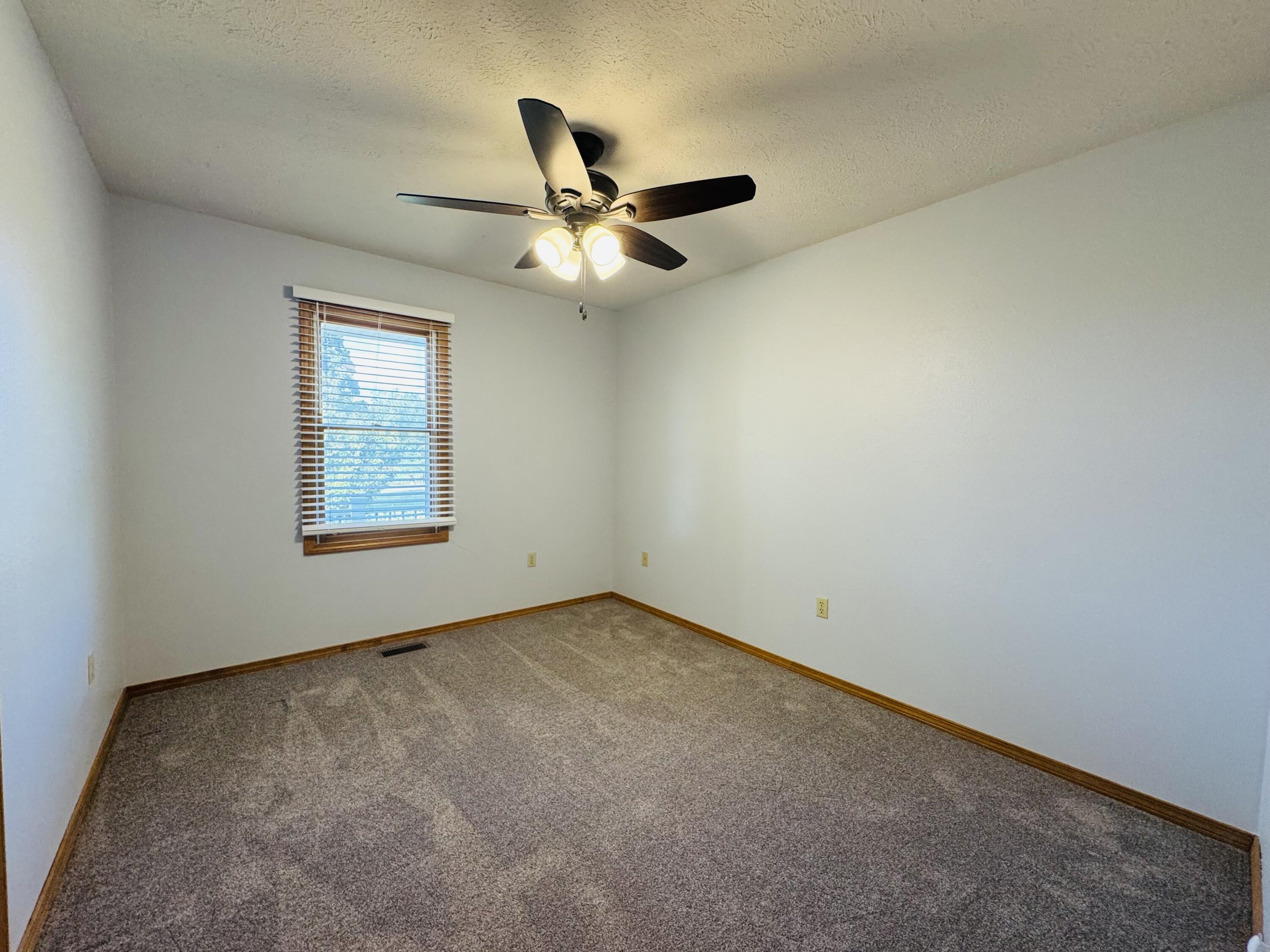 940 Hickory Street Property Photo 17