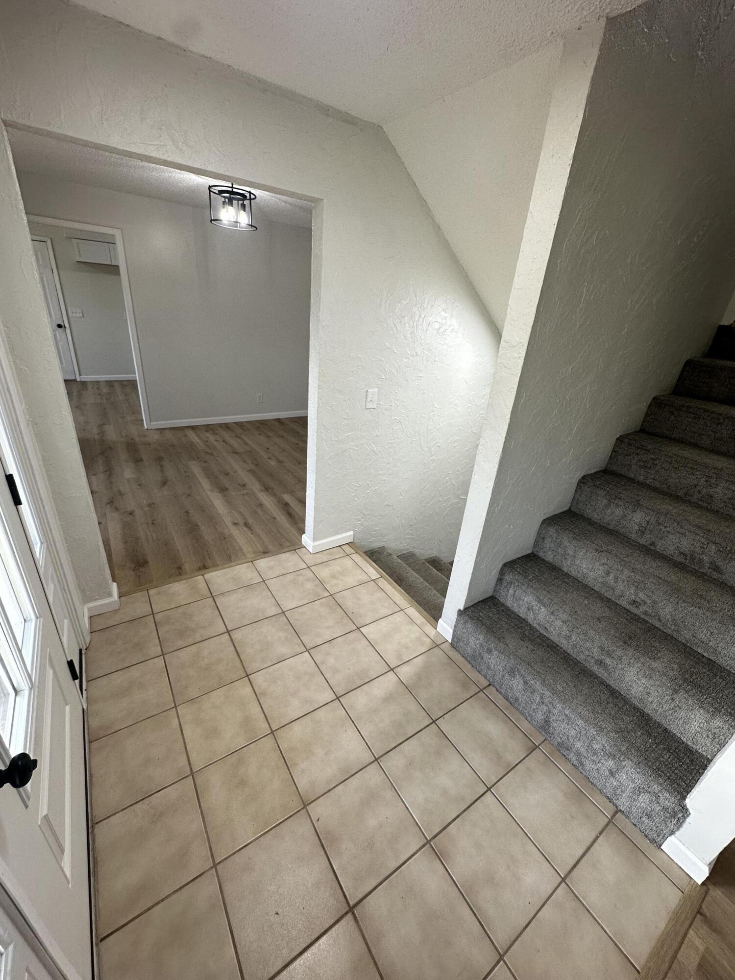1029 West Crestview Lane Property Photo 4