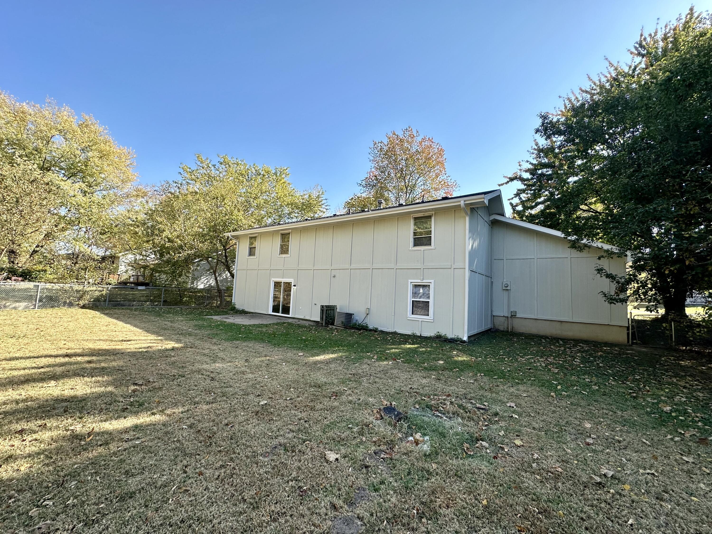 1029 West Crestview Lane Property Photo 26