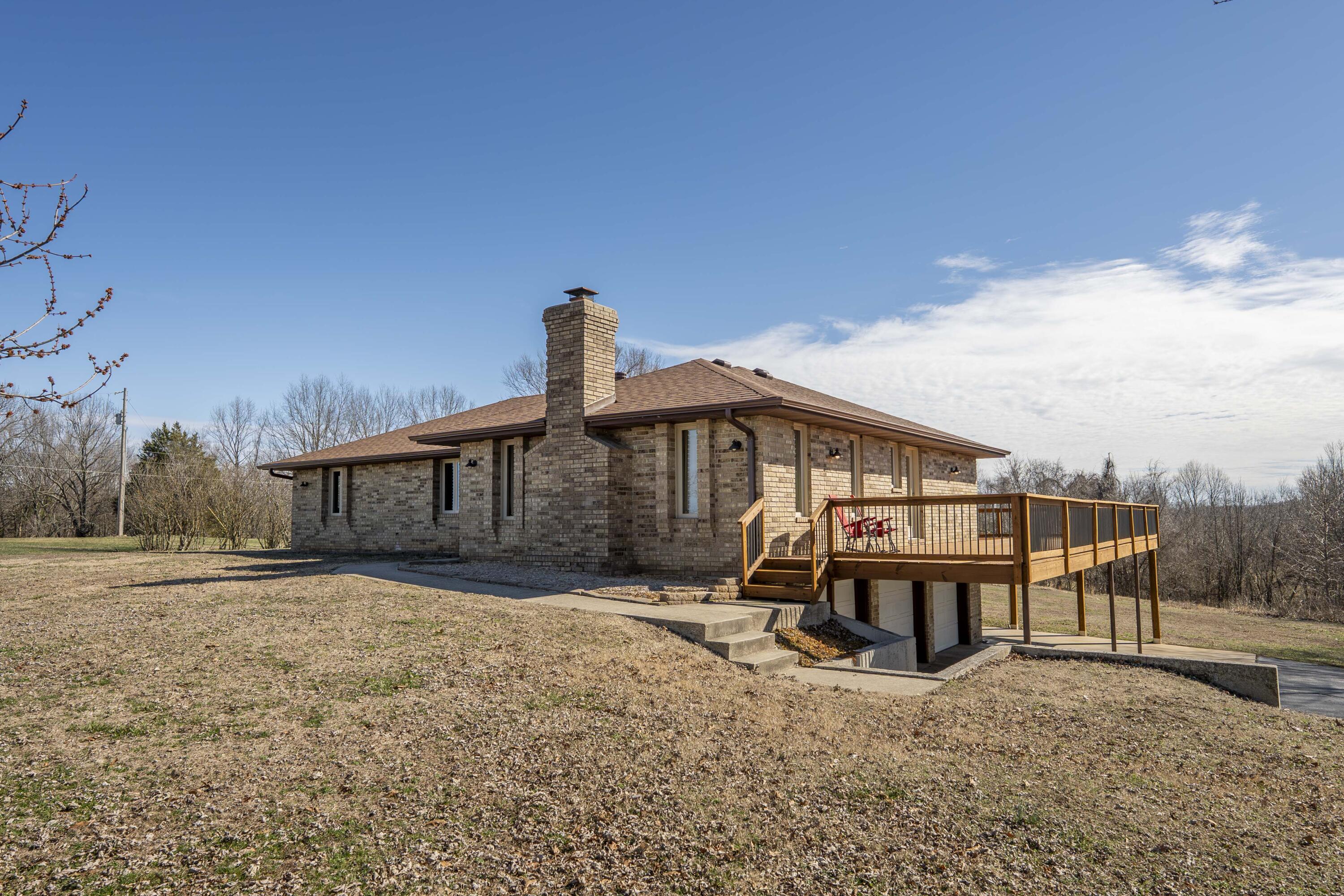 1144 South Oak Ridge Road Property Photo 1