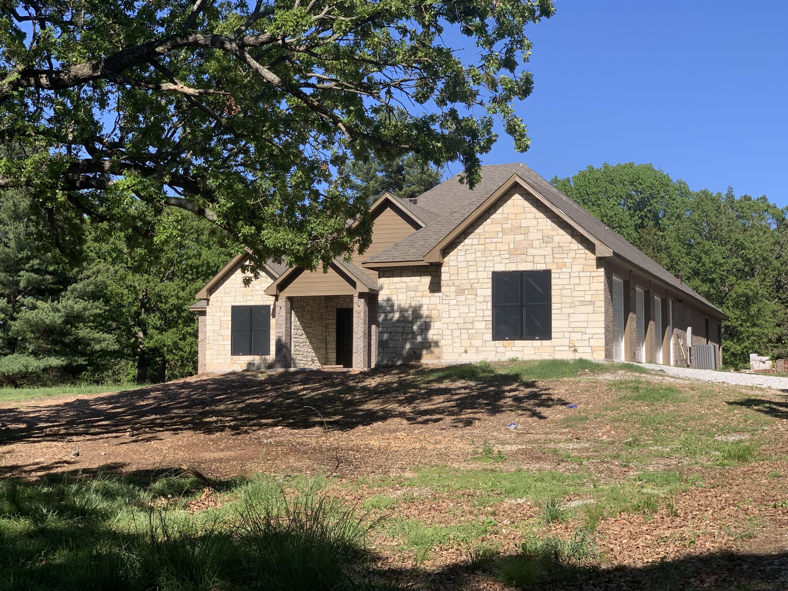 2109 Oak Ridge Drive Property Photo