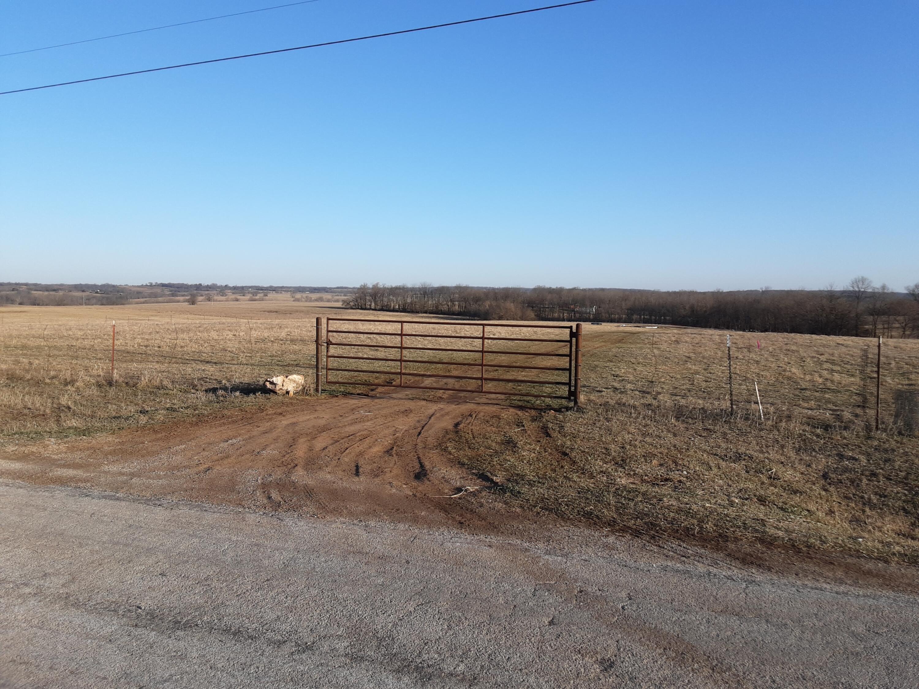 0001 East Highway Z Property Photo