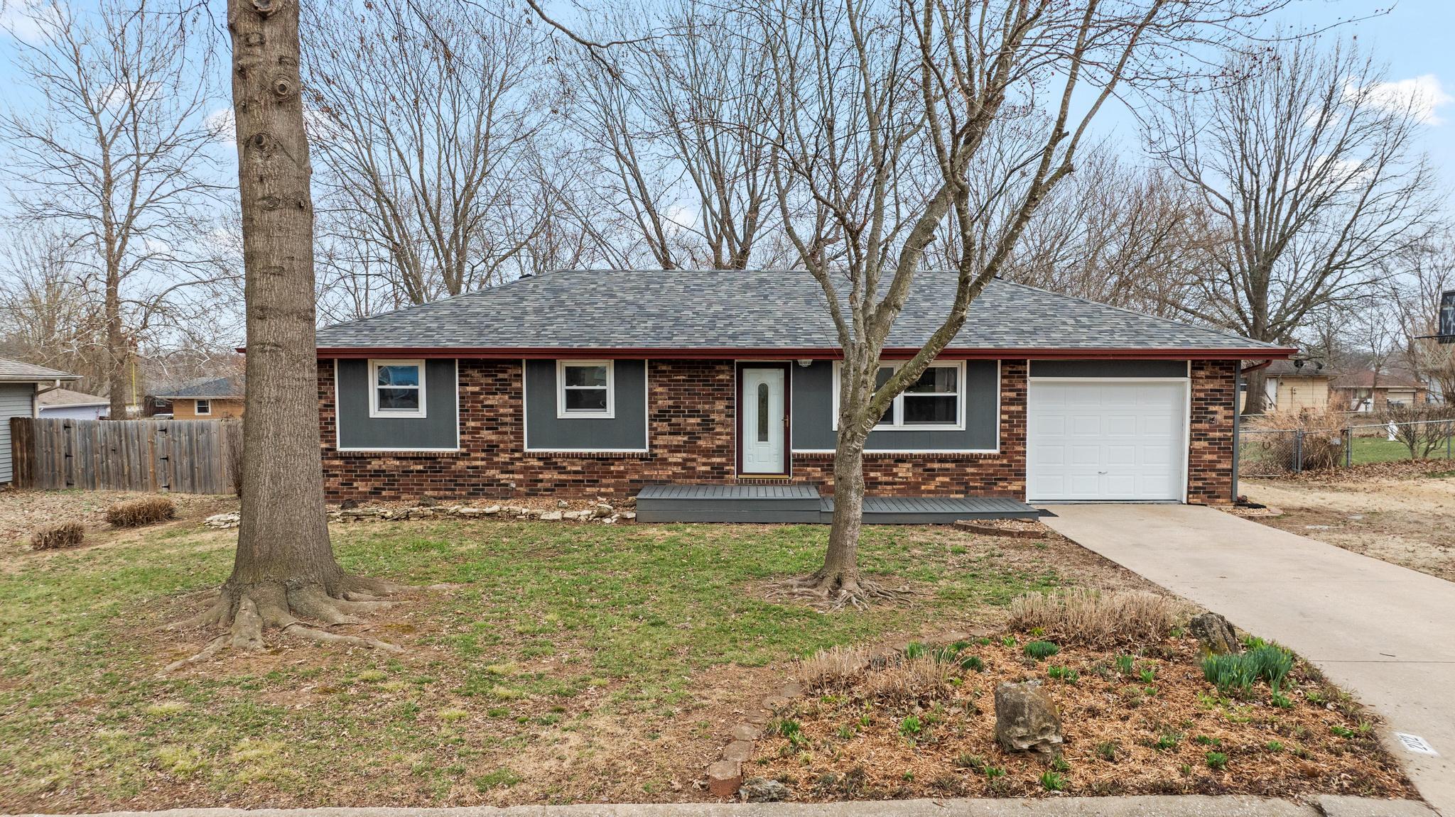 Sweeny Real Estate Listings Main Image