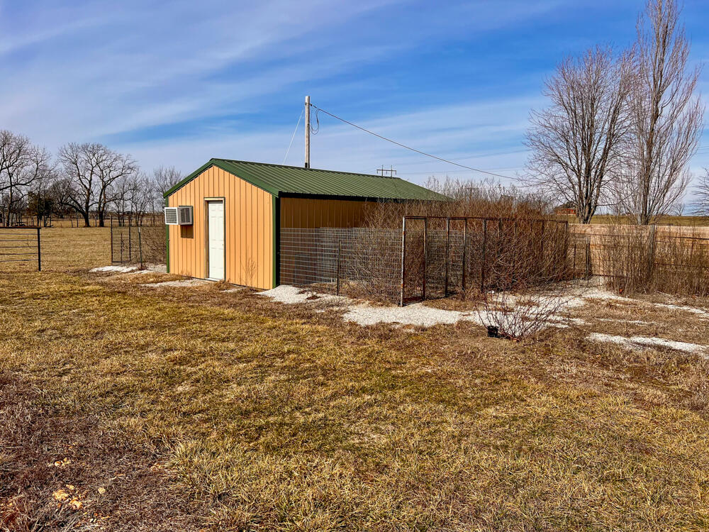 25526 E State Hwy 76 Property Photo 4
