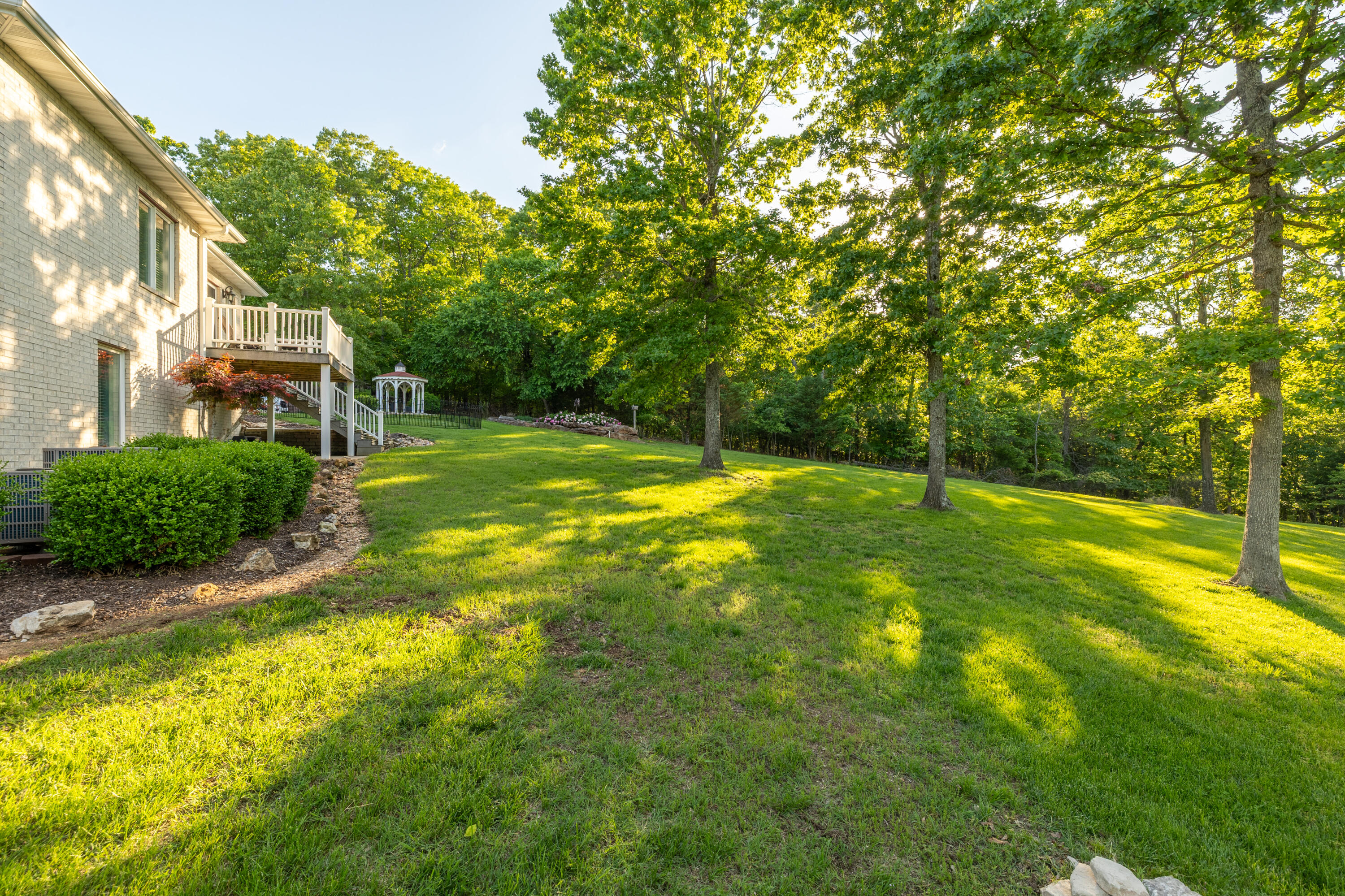 39 Whispering Hill Drive Property Photo 10