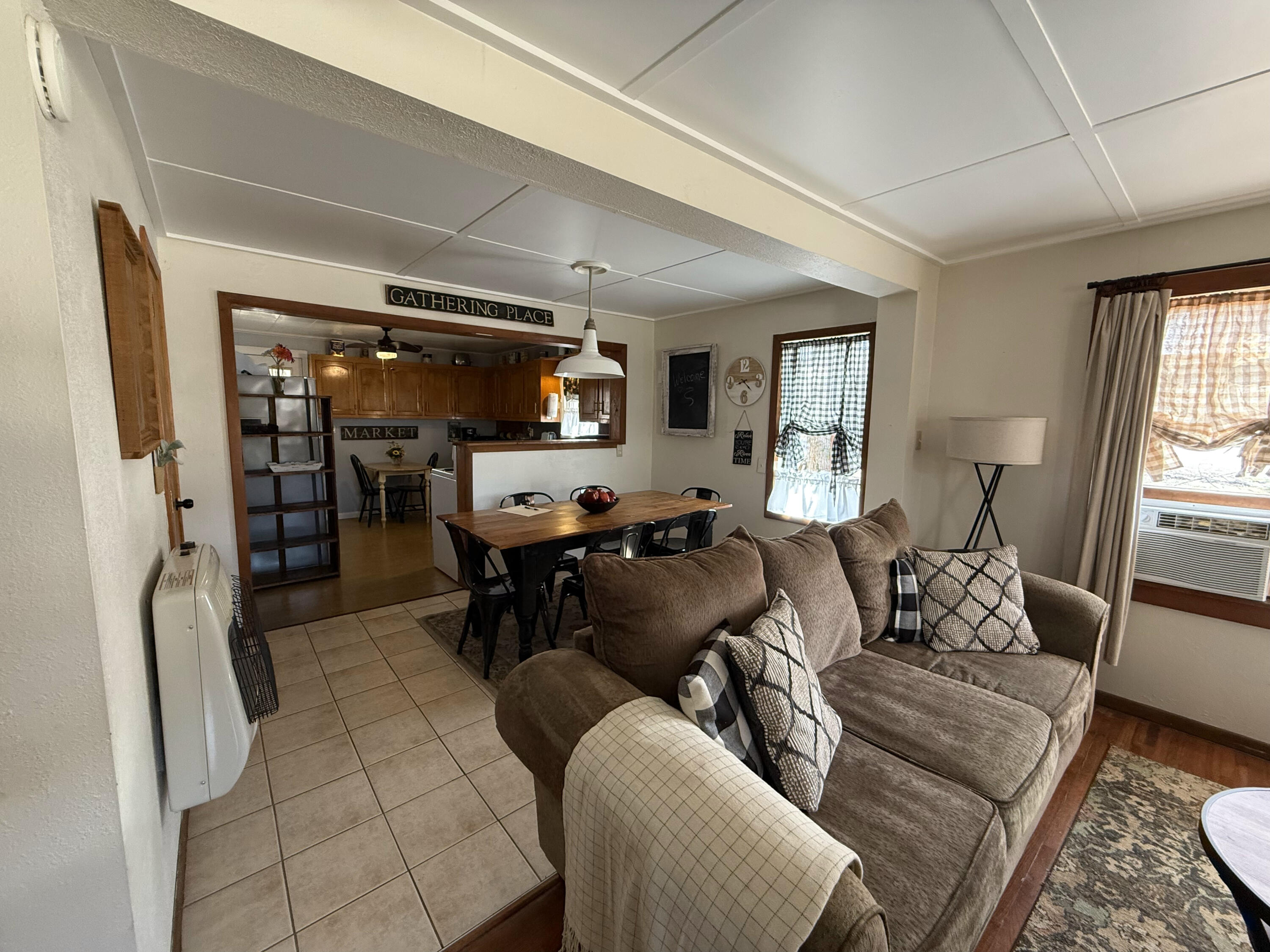 18106 Main Street Property Photo 13